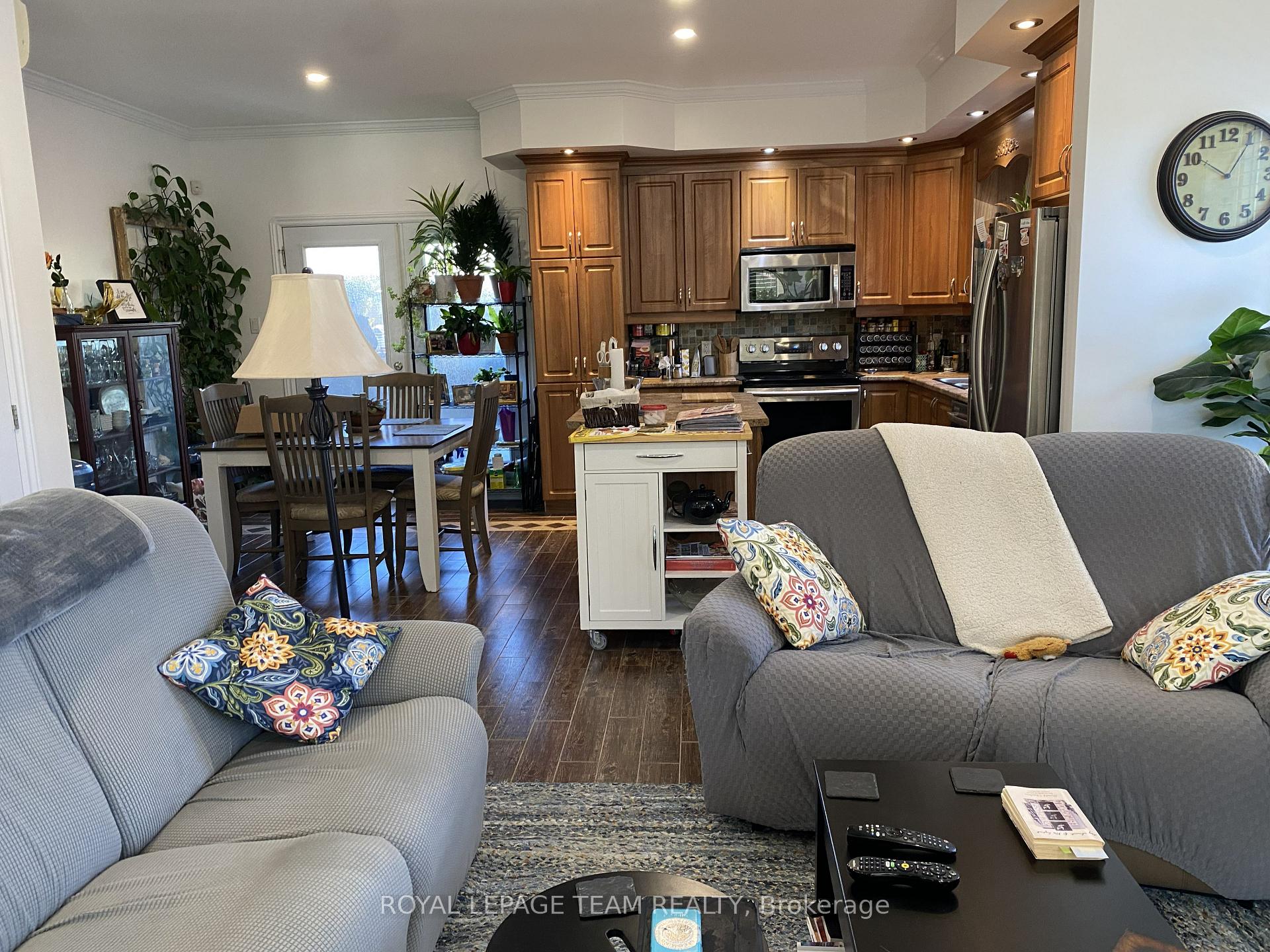 6 - 94 Bourdeau Boulevard, The Nation 5