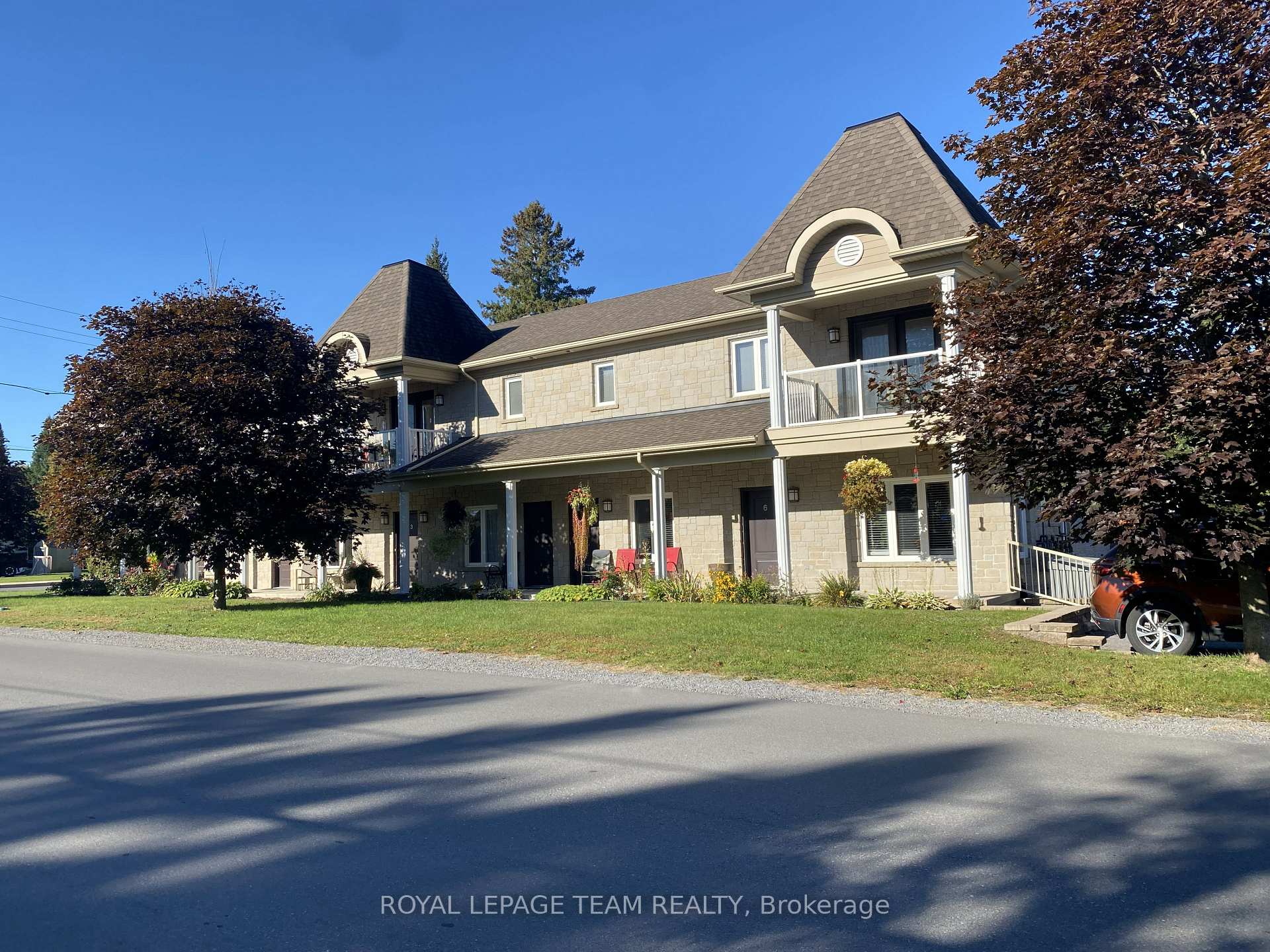 6 - 94 Bourdeau Boulevard, The Nation 2