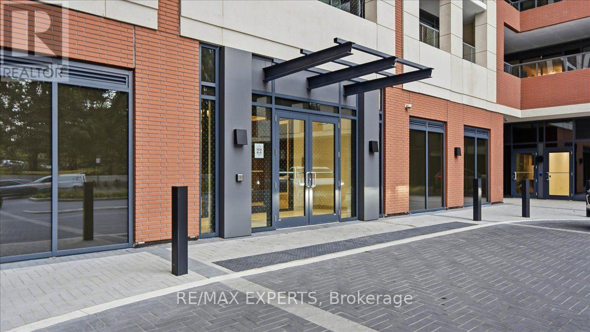 2002 - 4010 Eglinton Avenue W, Toronto 2