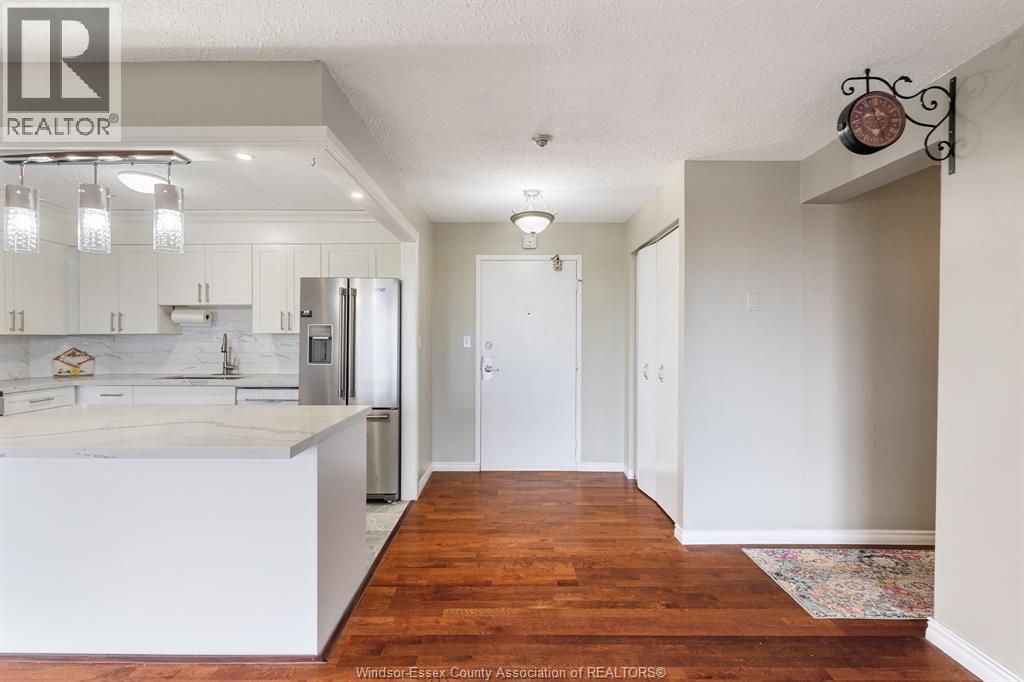 3936 WYANDOTTE STREET Unit# 805, Windsor 4