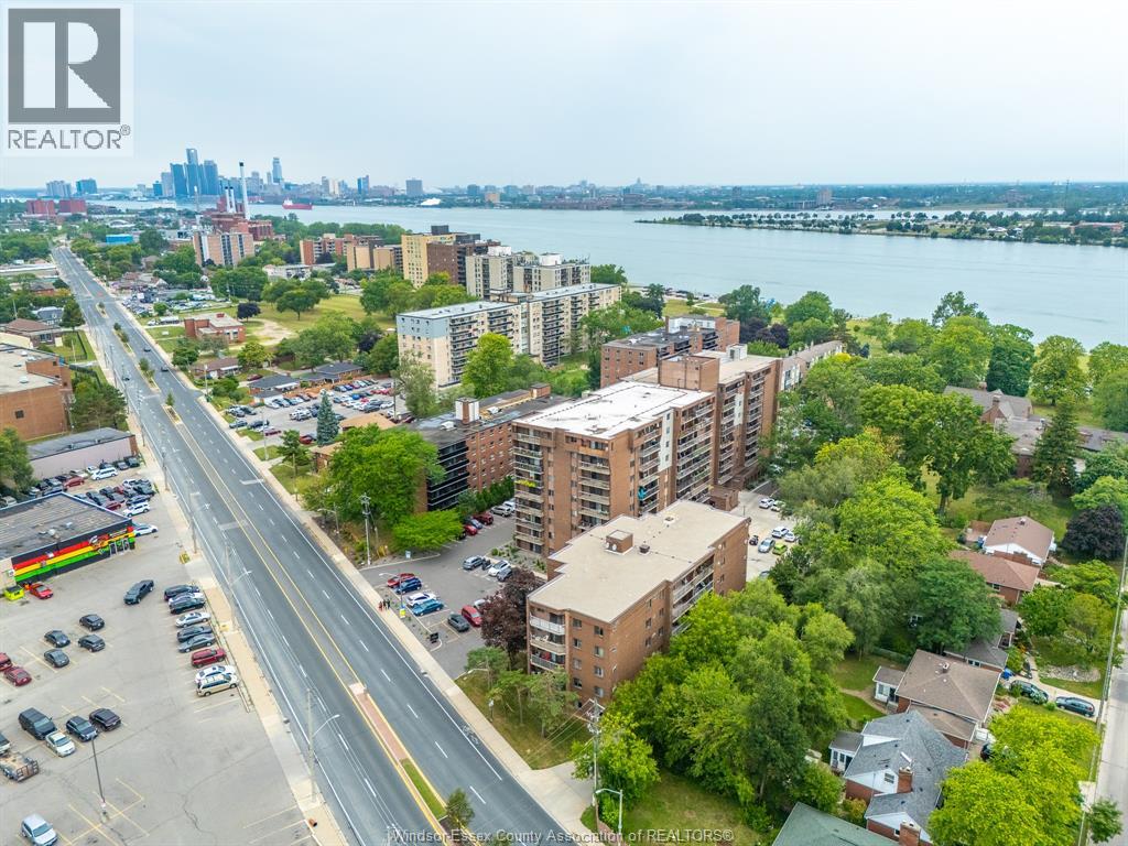 3936 WYANDOTTE STREET Unit# 805, Windsor 2