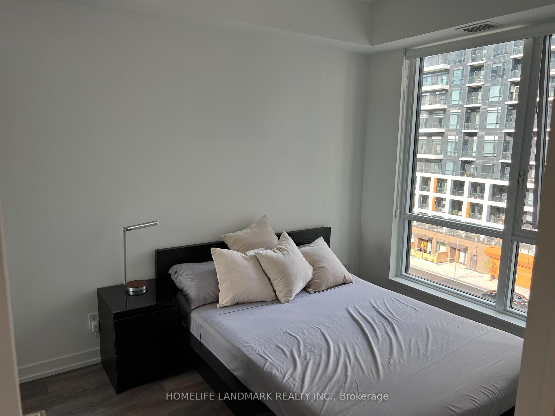 D617 - 8 Beverley Glen Boulevard, Vaughan 3