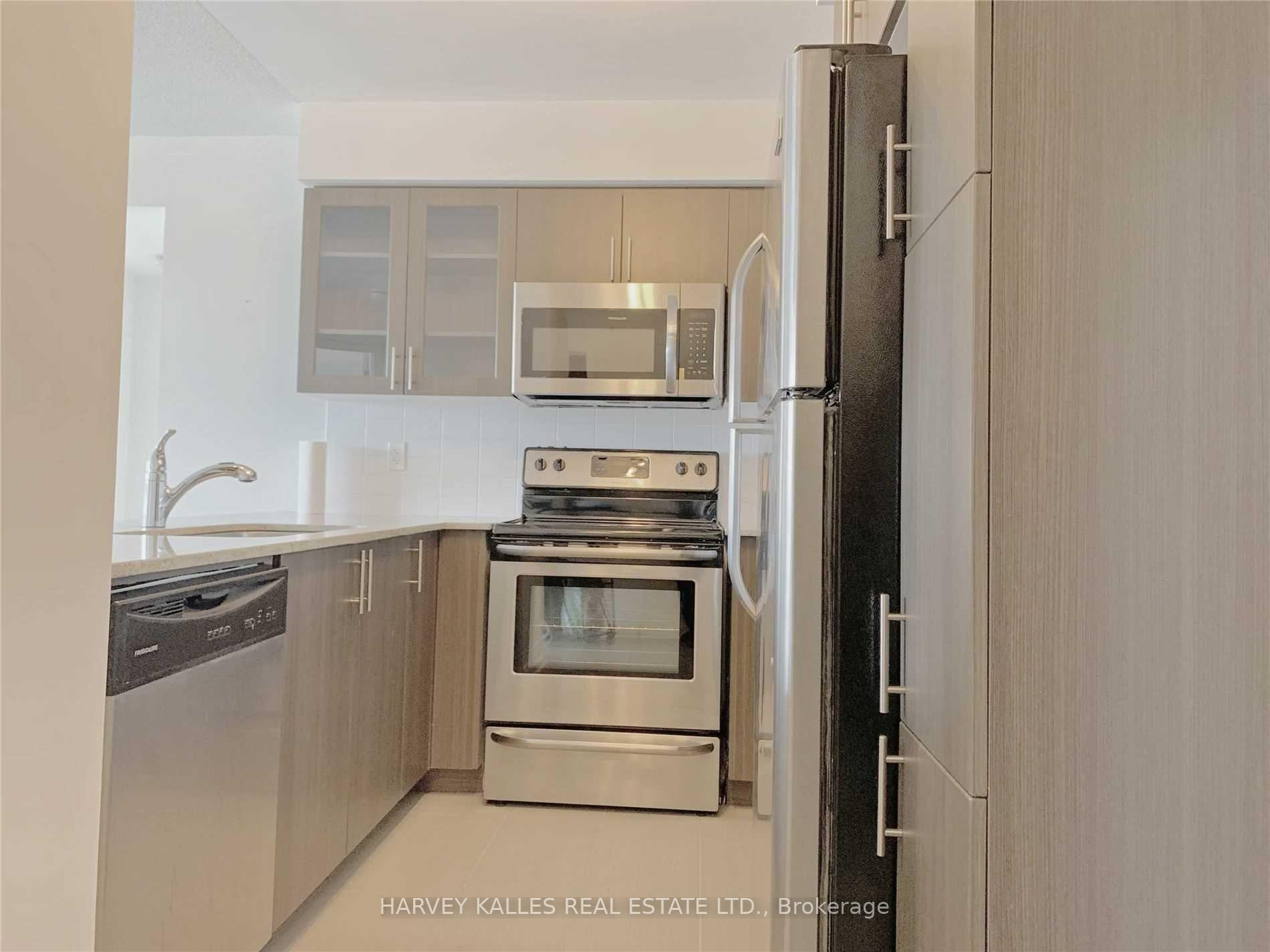 216 - 75 Norman Bethune Avenue, Richmond Hill 4
