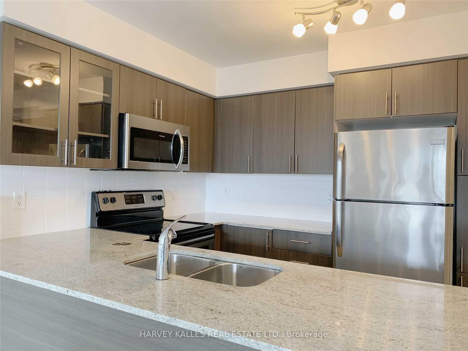 216 - 75 Norman Bethune Avenue, Richmond Hill 3