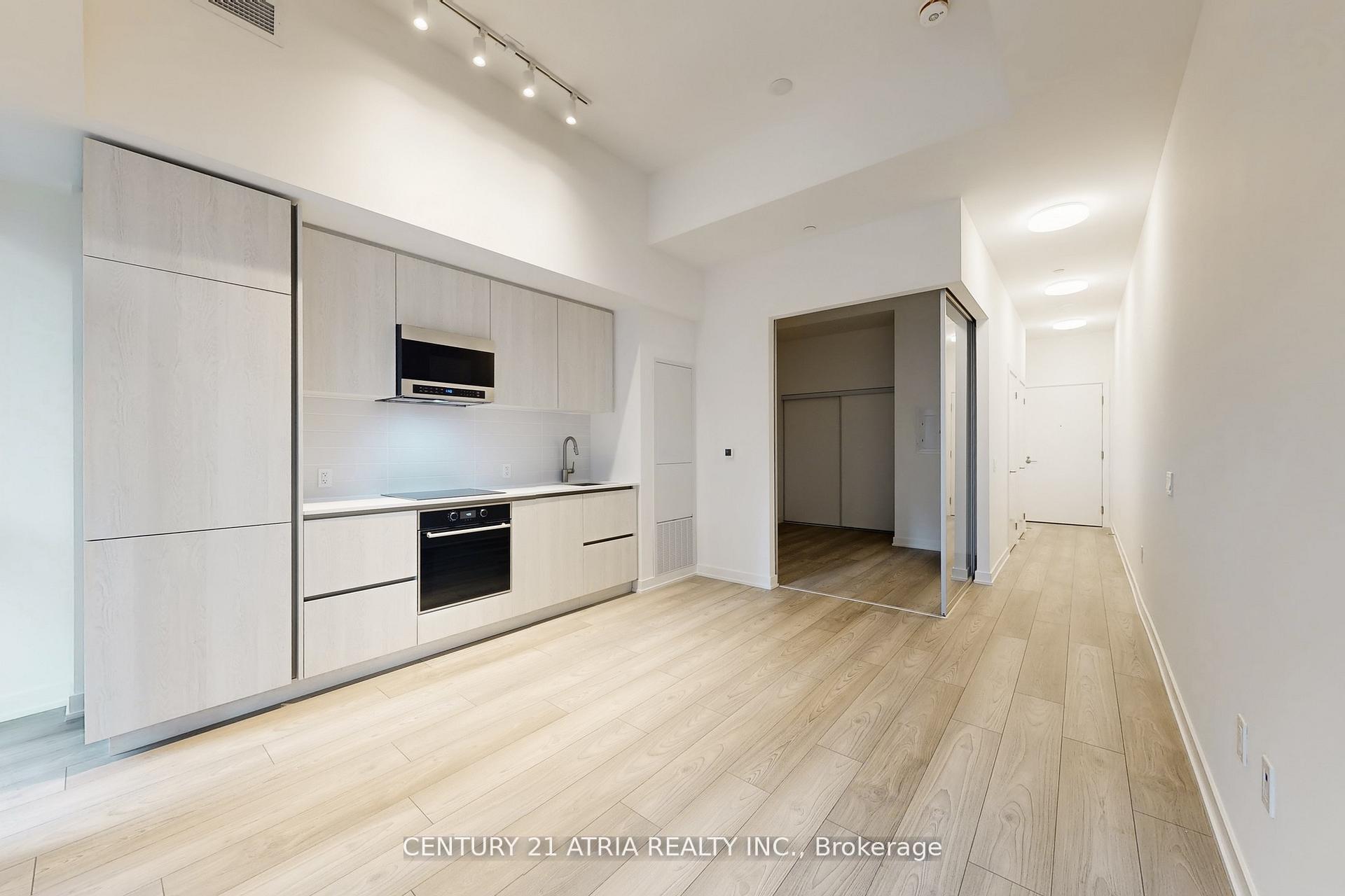 411 - 110 Broadway Avenue S, Toronto 5