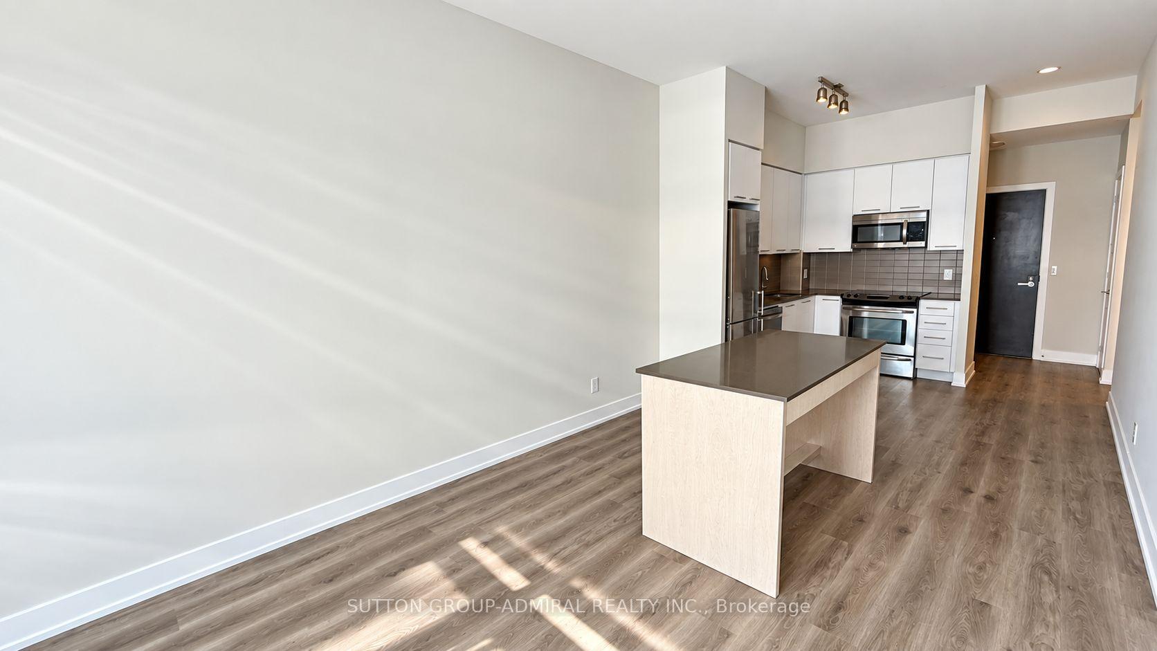 744 - 9471 Yonge Street, Richmond Hill 5