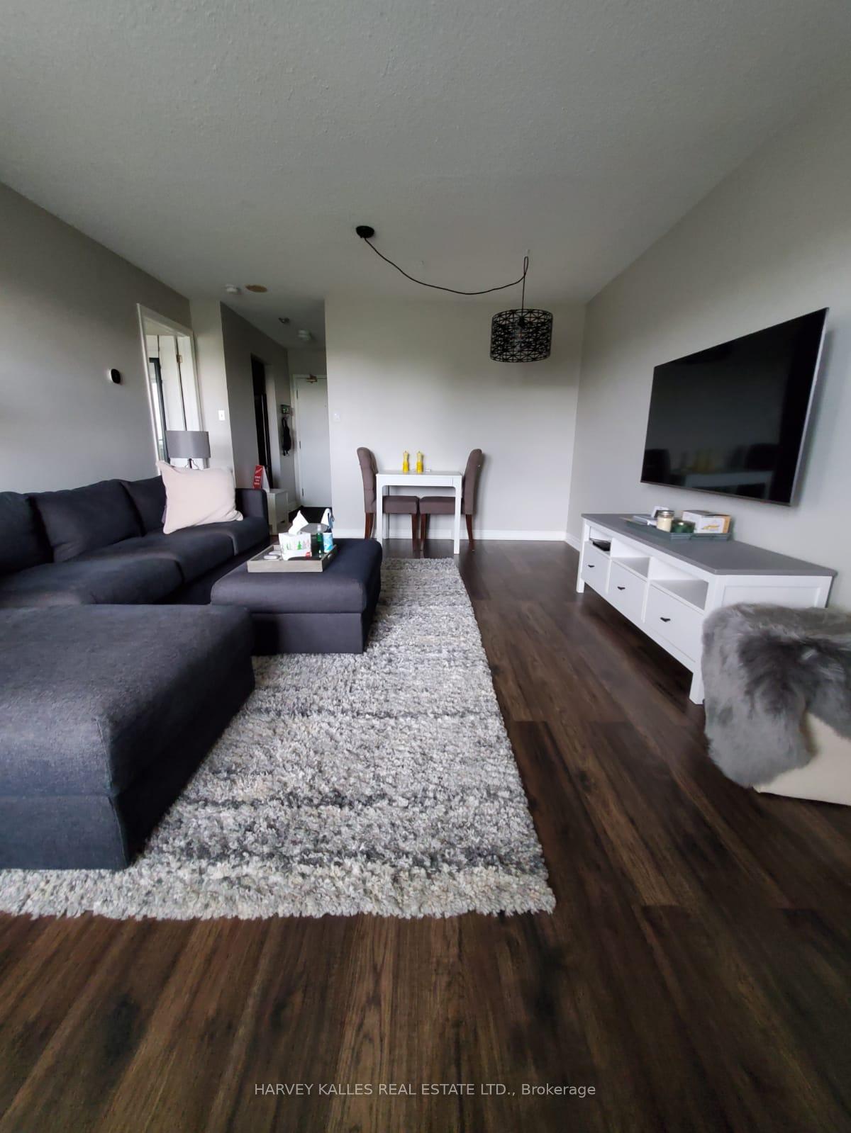 402 - 189 Lake Driveway Drive W, Ajax 3