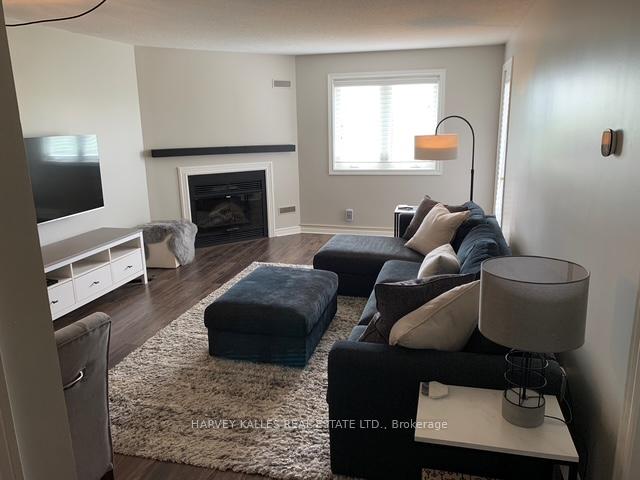 402 - 189 Lake Driveway Drive W, Ajax 2