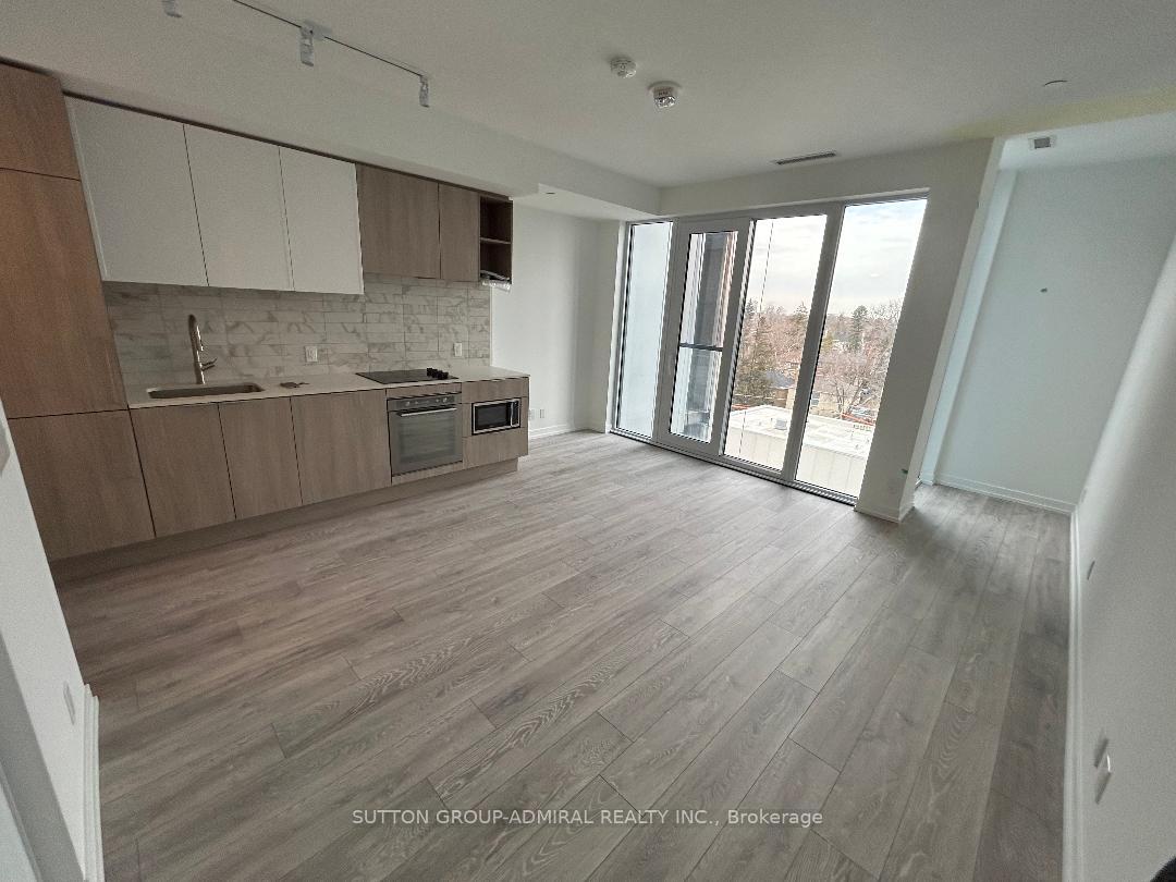 917 - 2020 Bathurst Street, Toronto 3