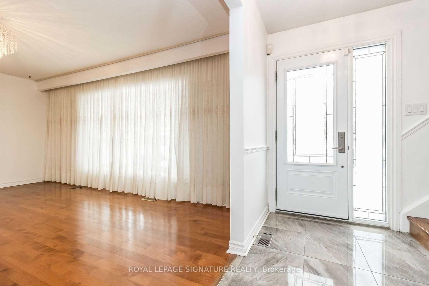 Upper - 19 Starlake Drive, Toronto 4