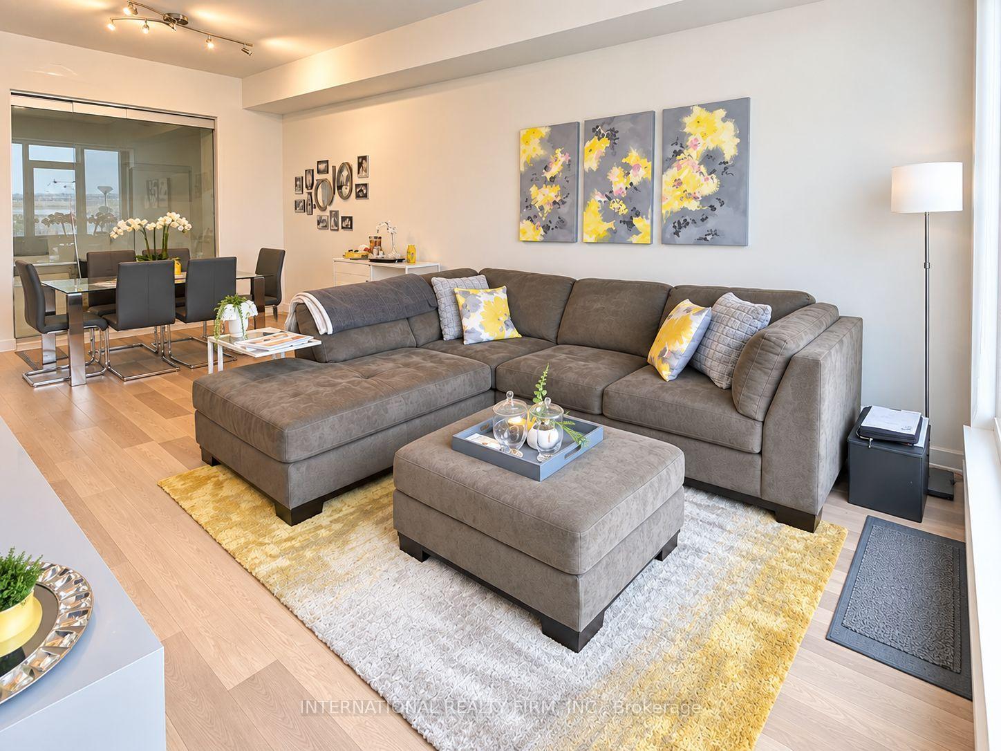 203 - 1603 Eglinton Avenue W, Toronto 3