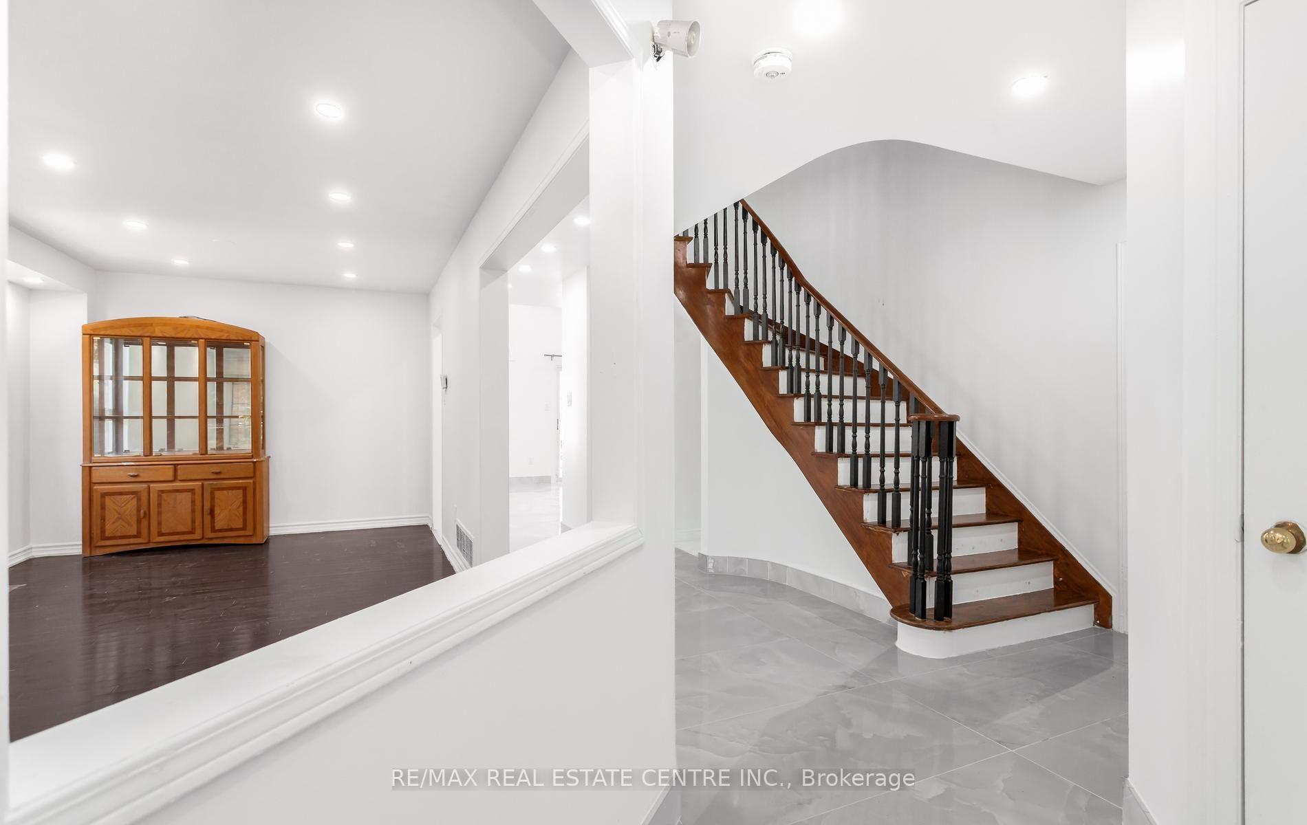 Upper - 2874 Gardenview Crescent, Mississauga 5