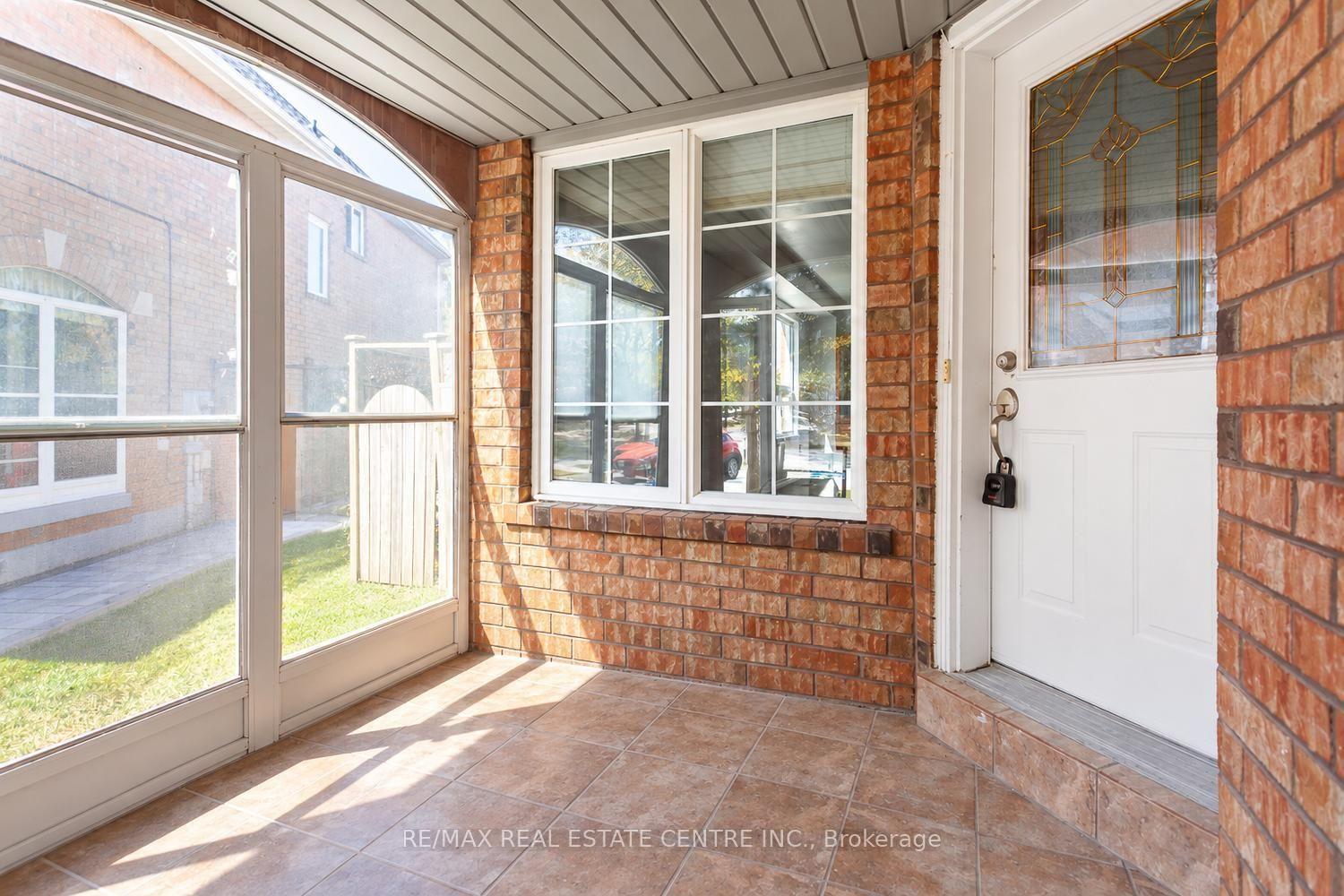 Upper - 2874 Gardenview Crescent, Mississauga 4