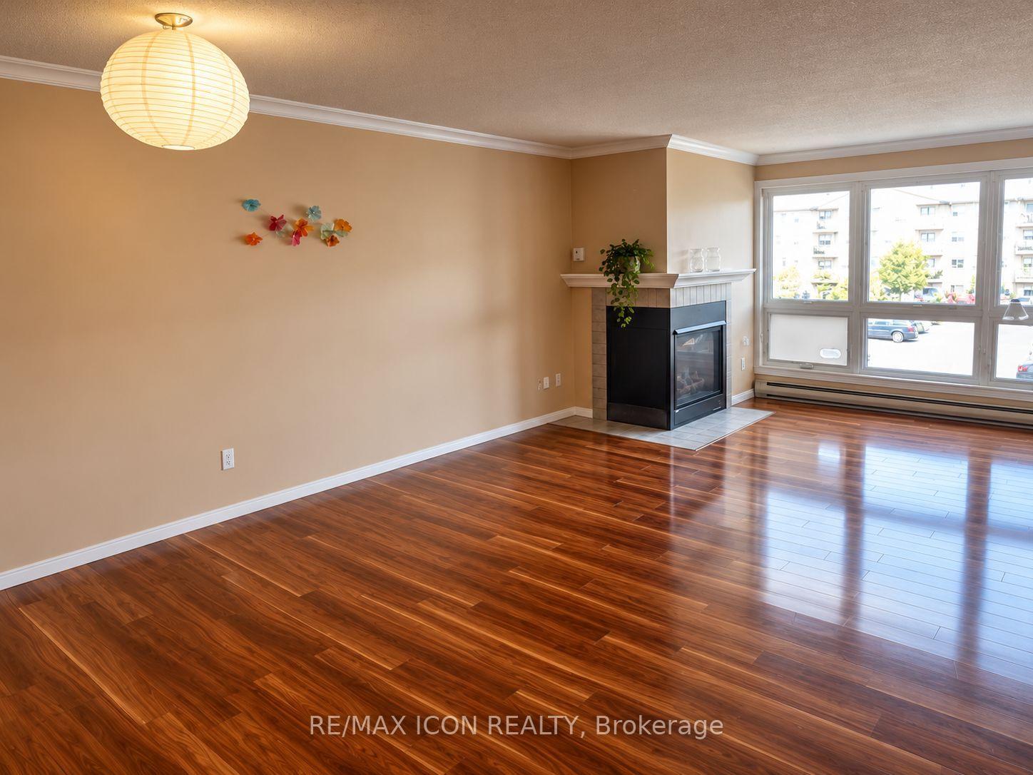 308 - 5 Jacksway Crescent, London North 3