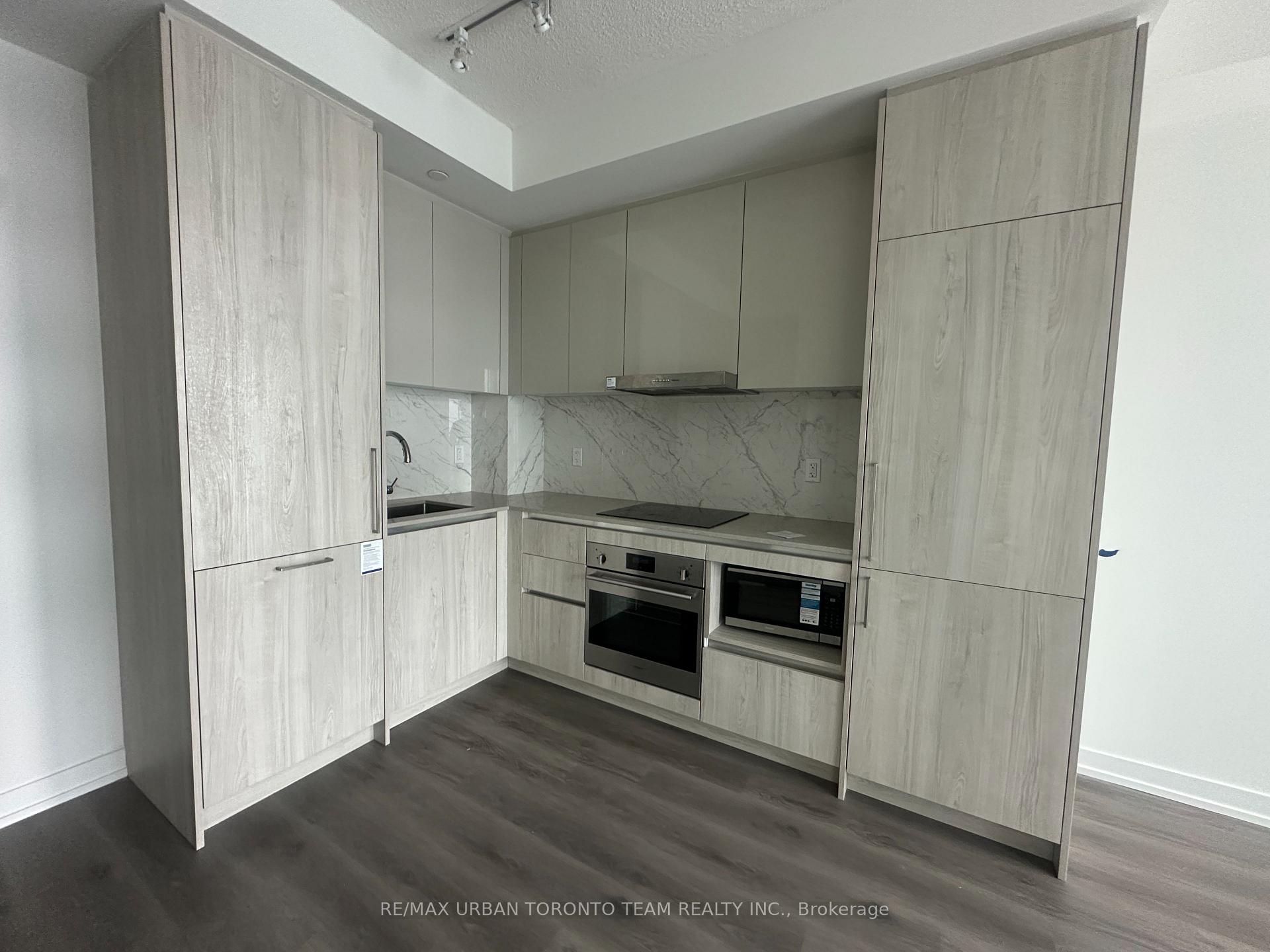 6001 - 225 Commerce Street, Vaughan 3