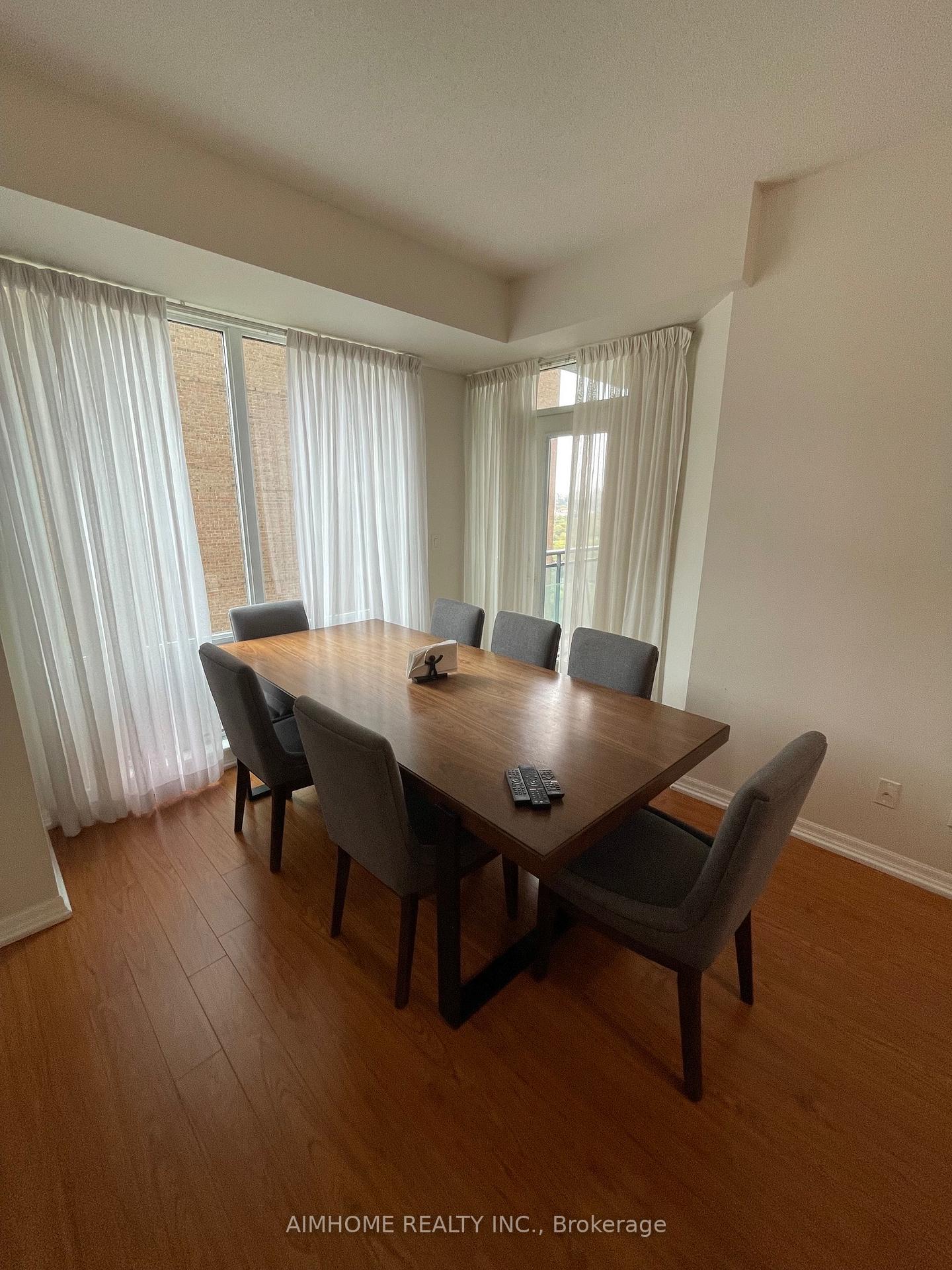 2008 - 300 Bloor Street E, Toronto 5