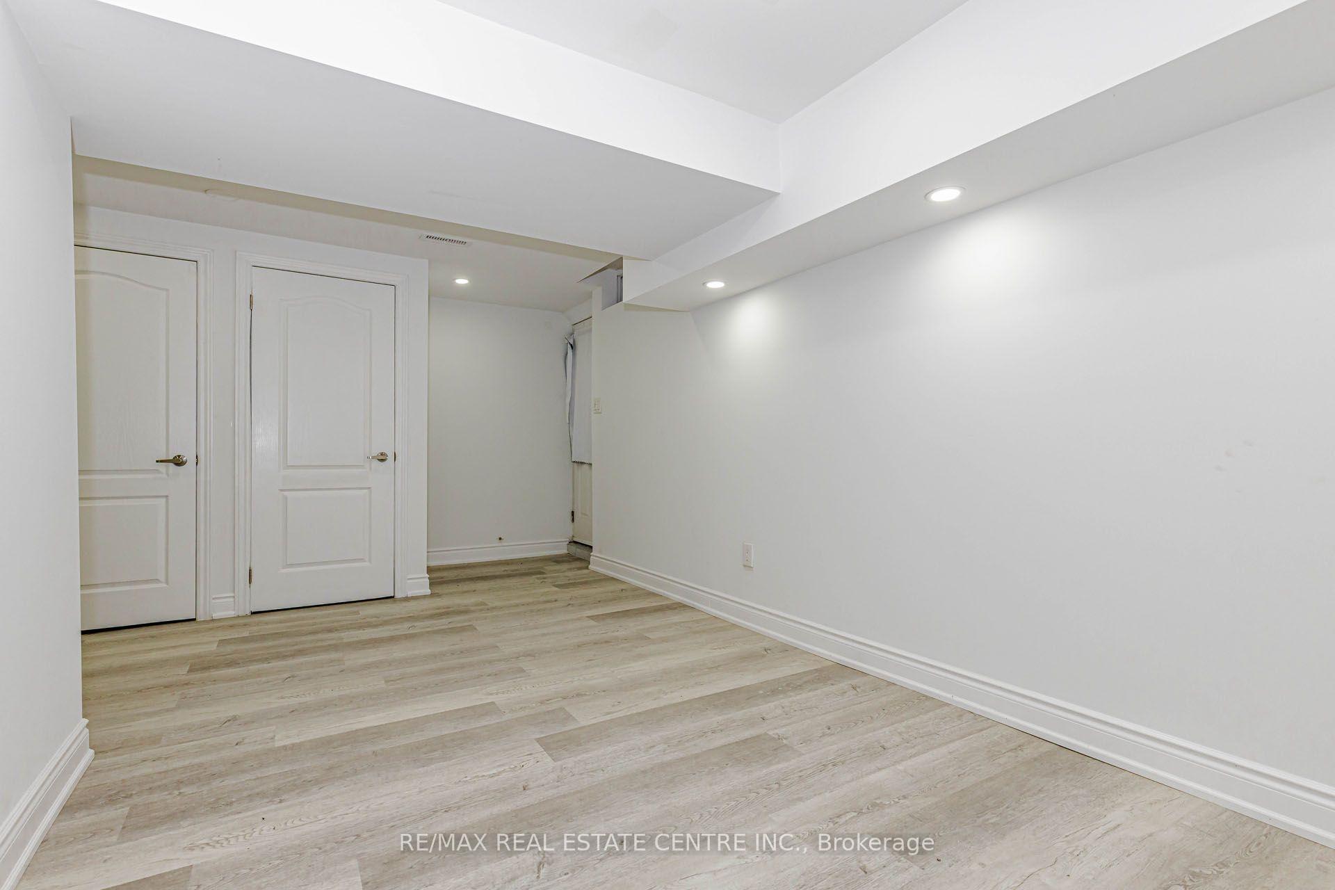 #2 - 17 Scotia Drive, Brampton 5