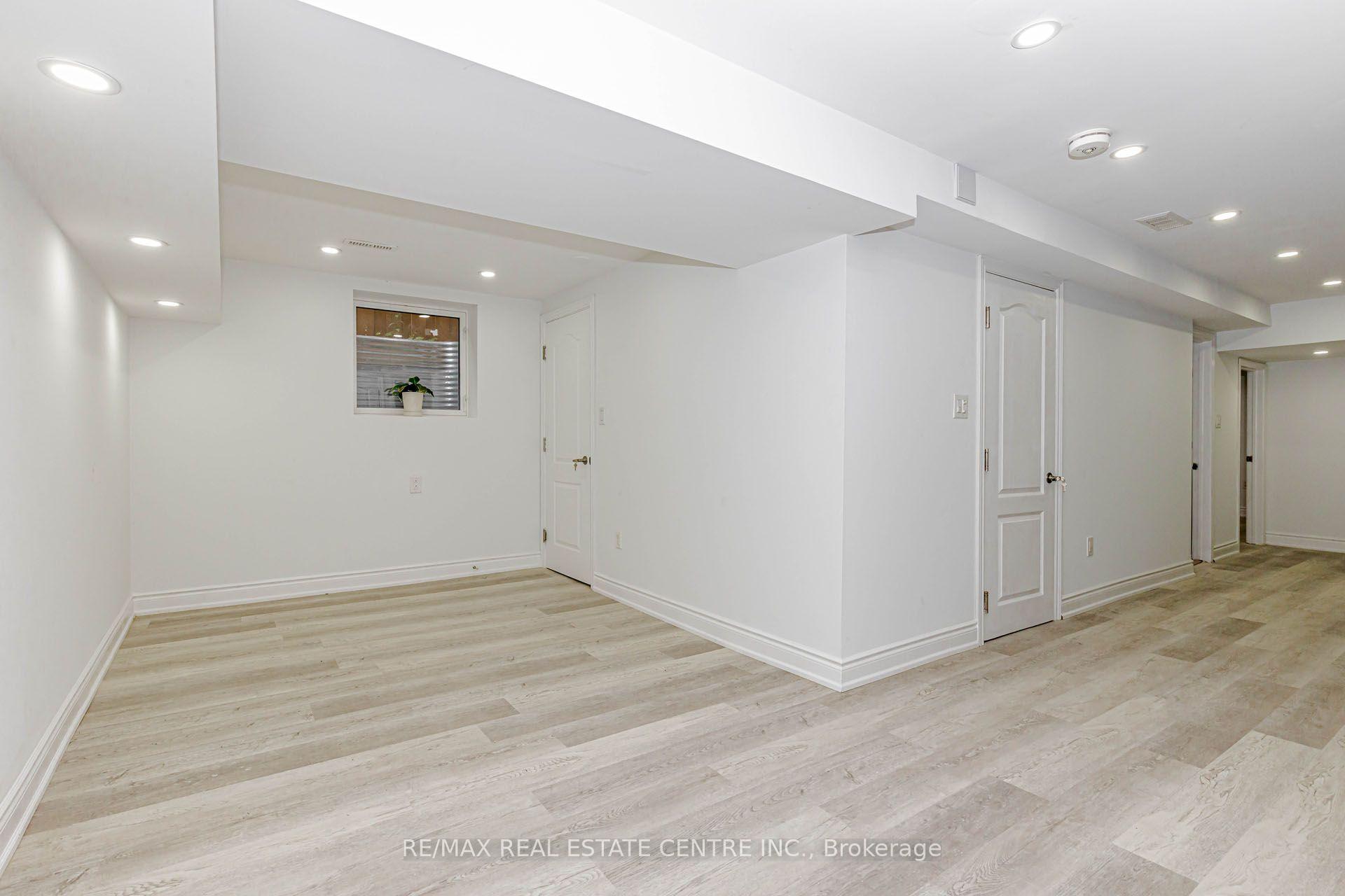 #2 - 17 Scotia Drive, Brampton 3
