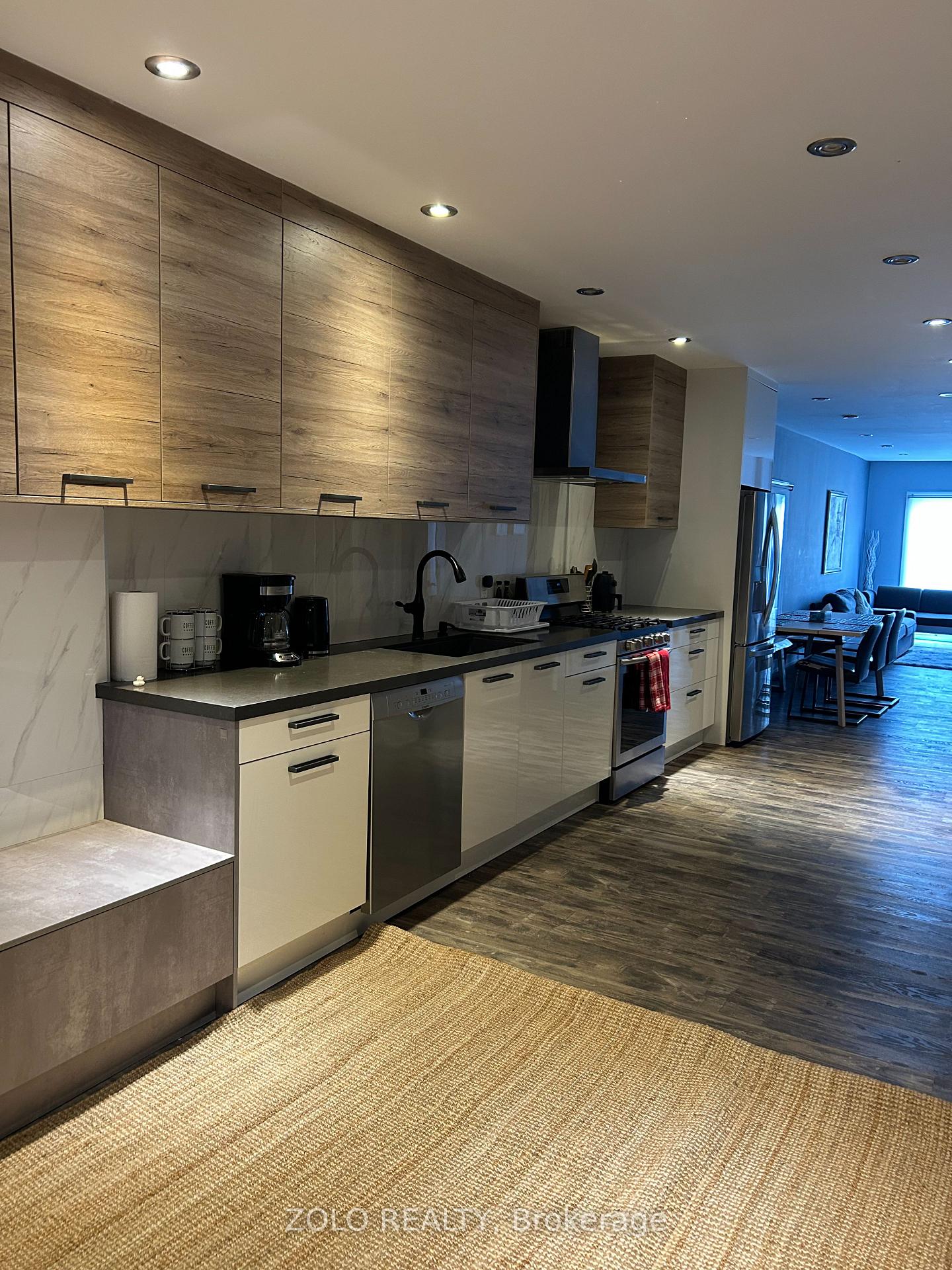 Main - 144 Northcliffe Boulevard, Toronto 3