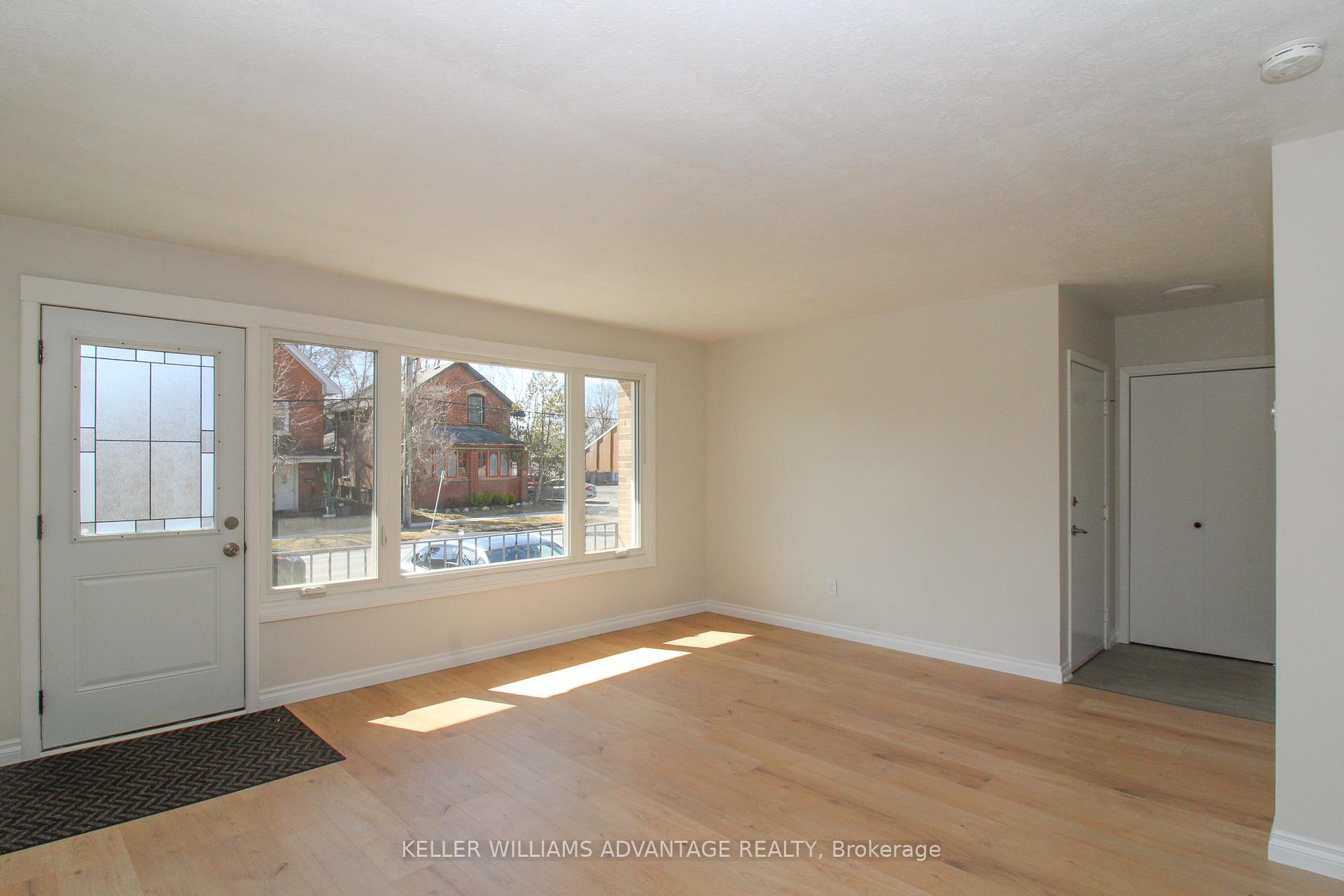Main - 506 SHERBROOKE Street, Peterborough 4