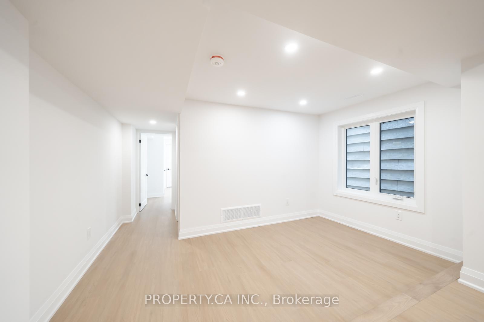 Lower - 344 Highfield Road, Toronto 5