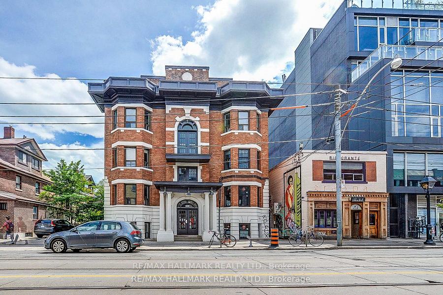2B - 795 College Street, Toronto 2