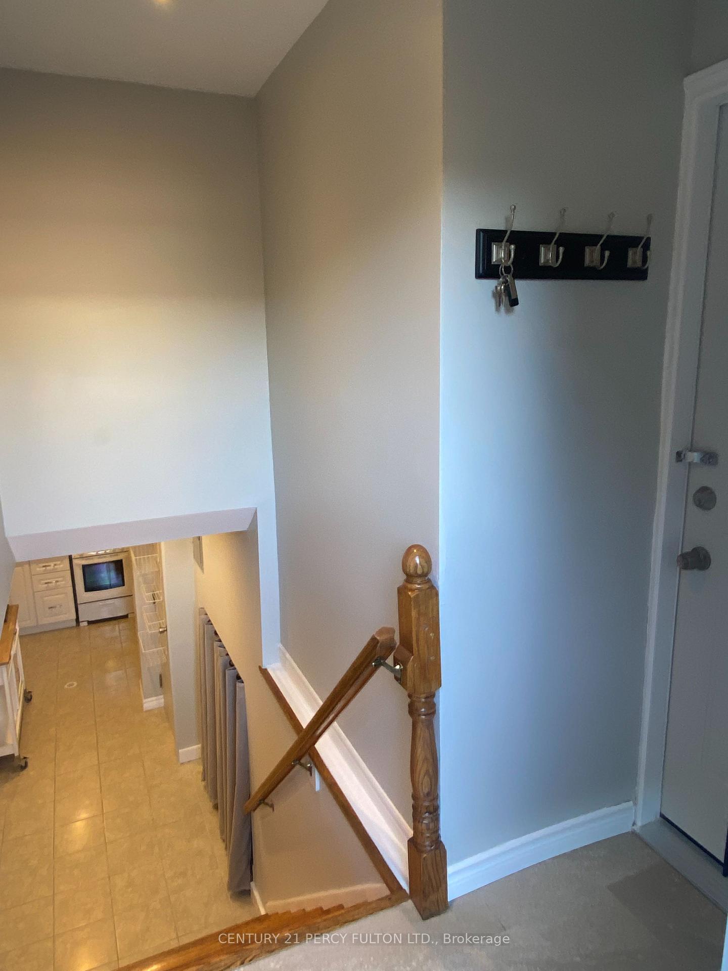 Lower - 119 Calais Street, Whitby 5