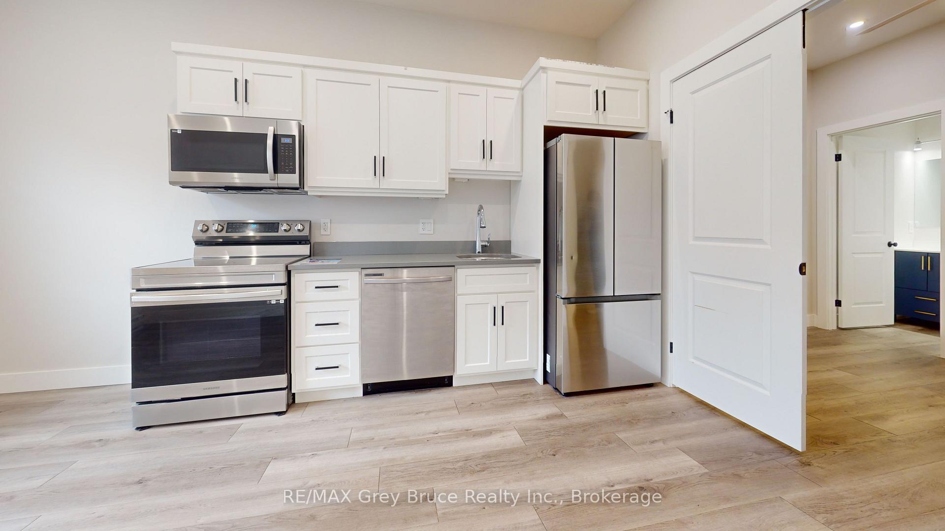 Unit 3 - 39 1st Avenue S, Arran-Elderslie 5