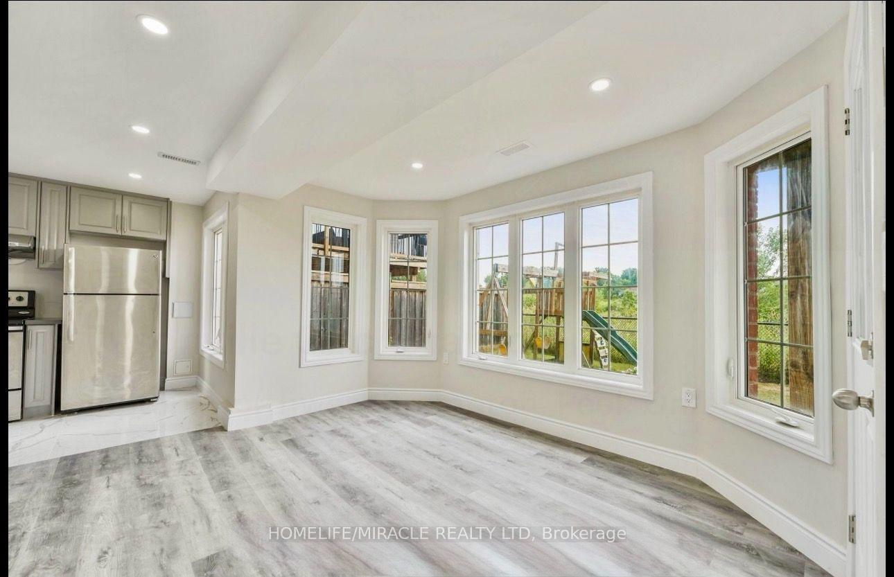 Bsmt - 18 Tysonville Circle, Brampton 4