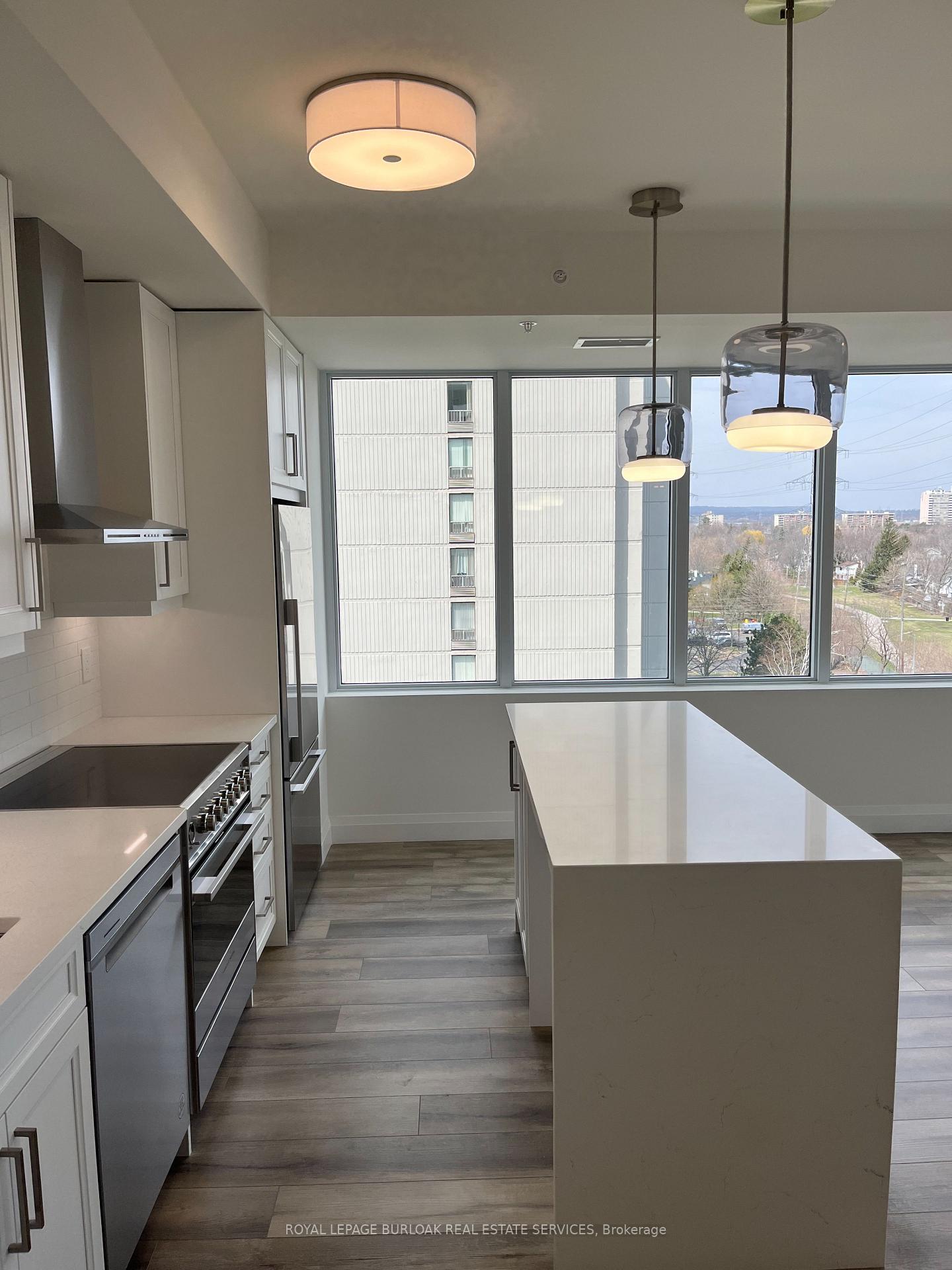 703 - 500 Brock Avenue, Burlington 5
