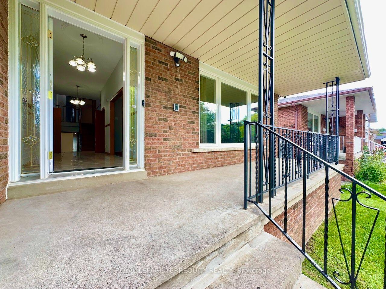 Upper Level - 13 Milford Crescent, Brampton 4