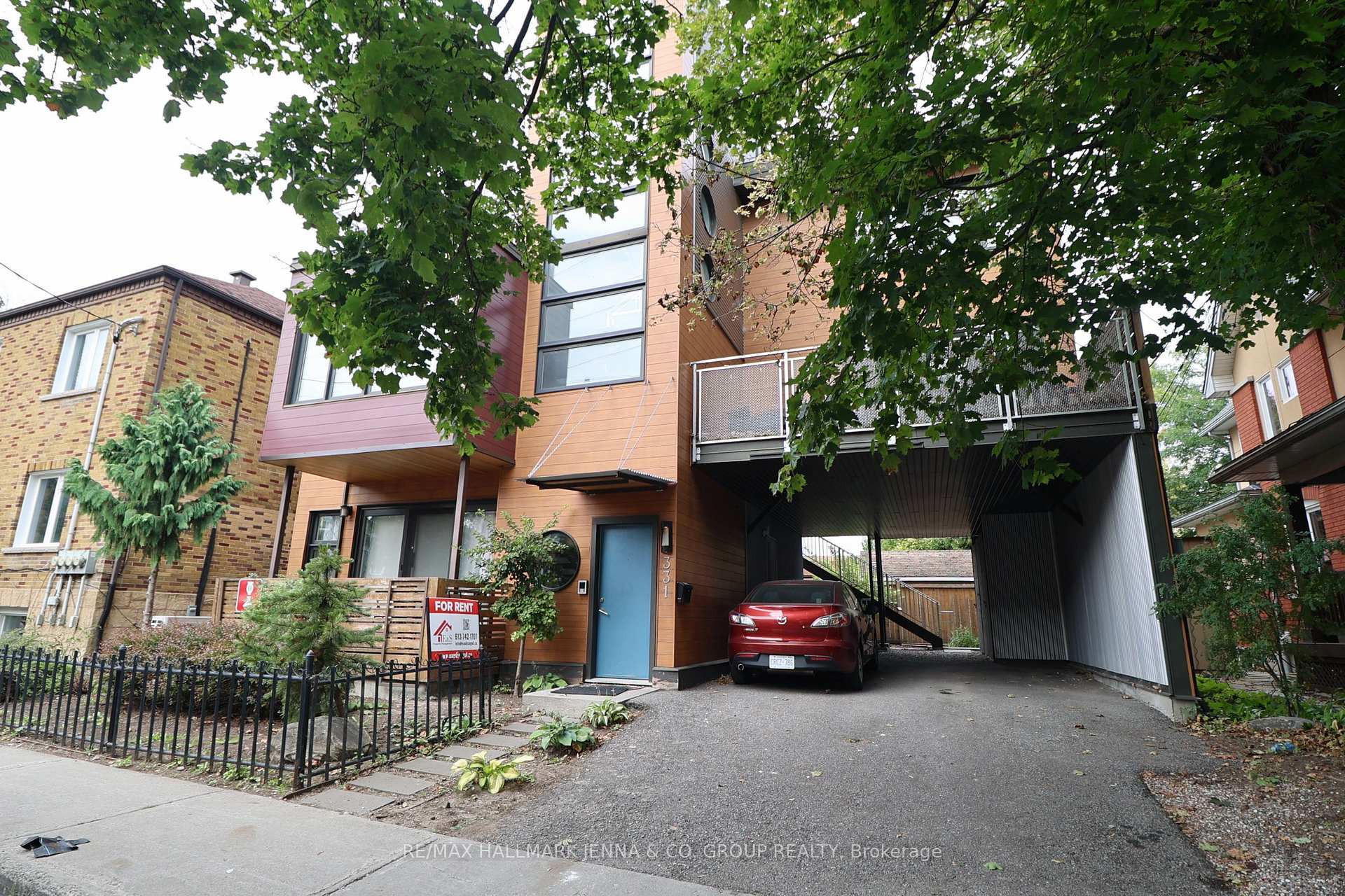 3 - 331 Osgoode Street, Ottawa 2