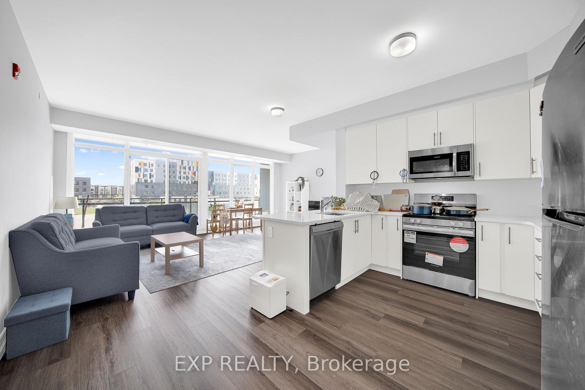 202 - 397 Codd's Road, Ottawa 4