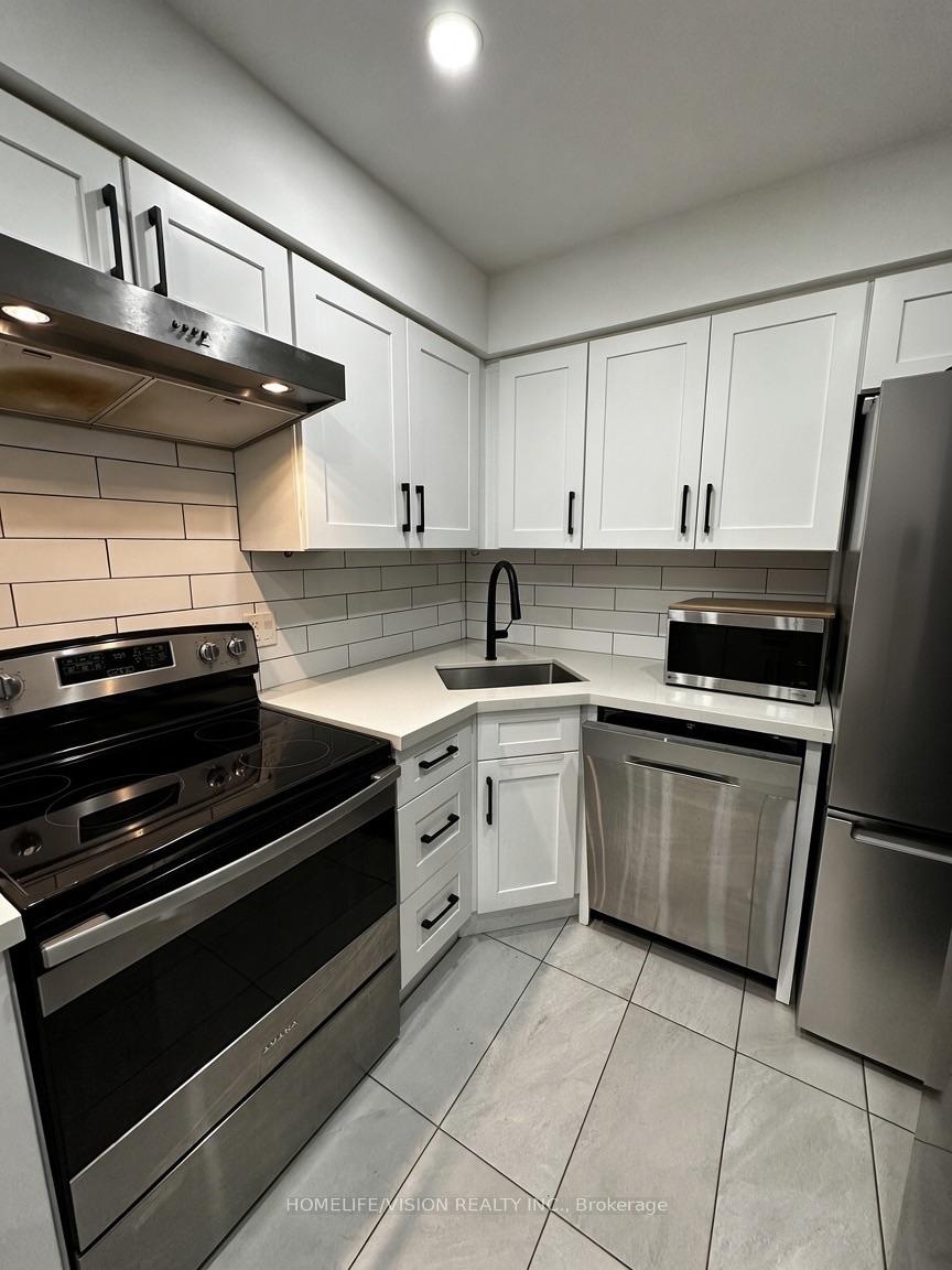 APT.  A - 473 Cosburn Avenue, Toronto 2