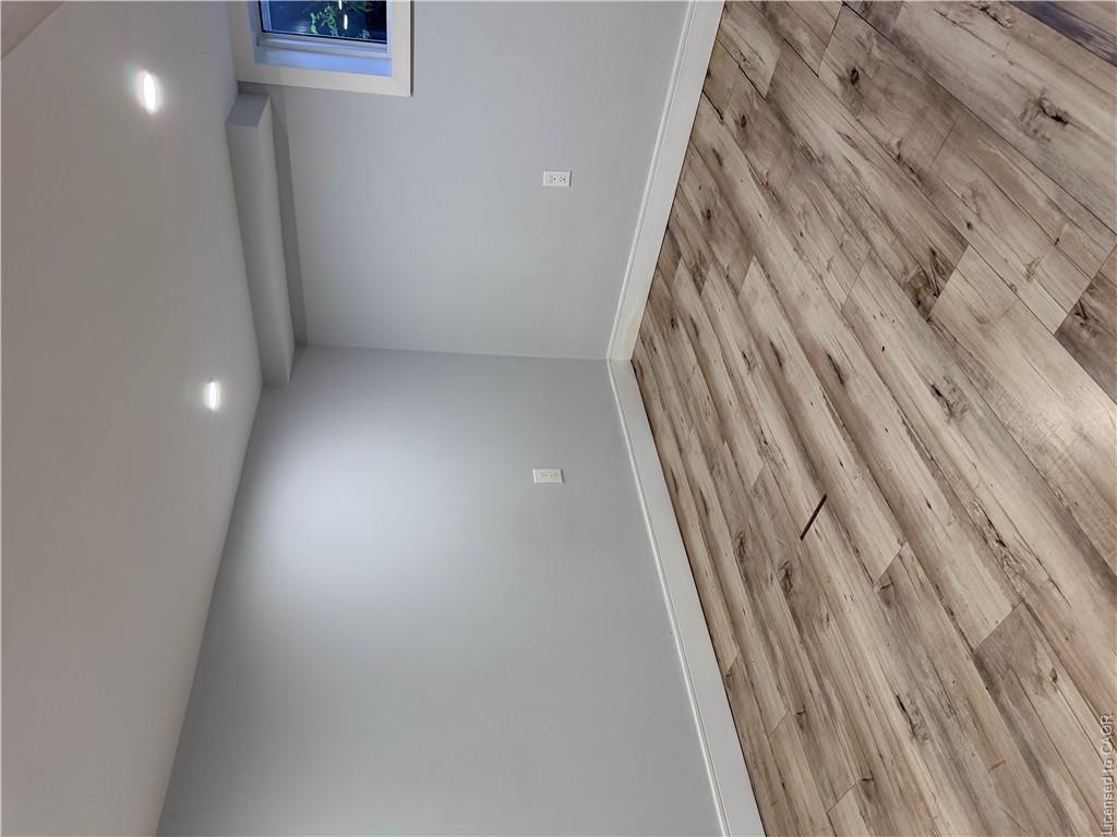 LOWER - 411 Paling Avenue, Hamilton 4