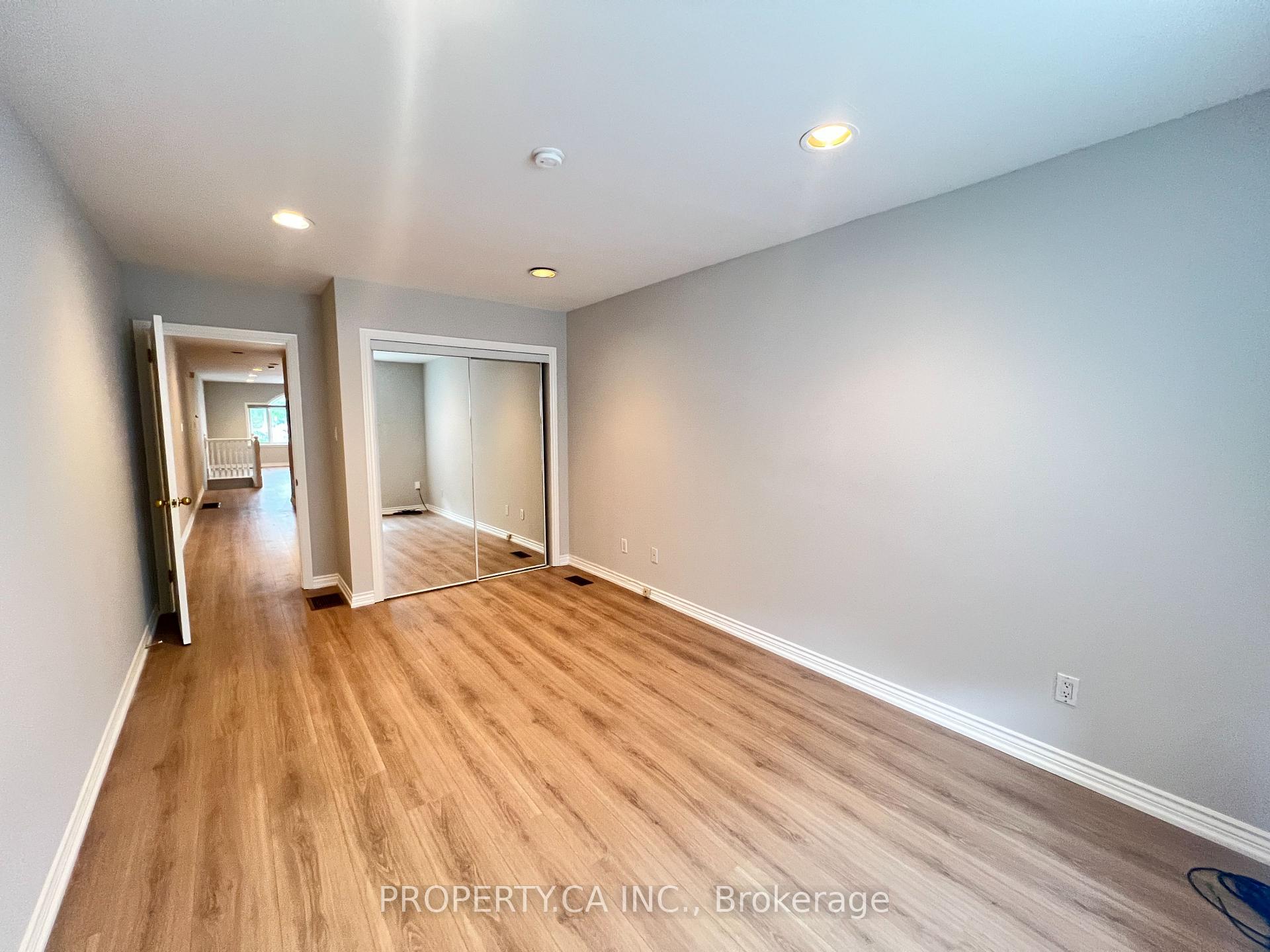 3221A Yonge Street, Toronto 5
