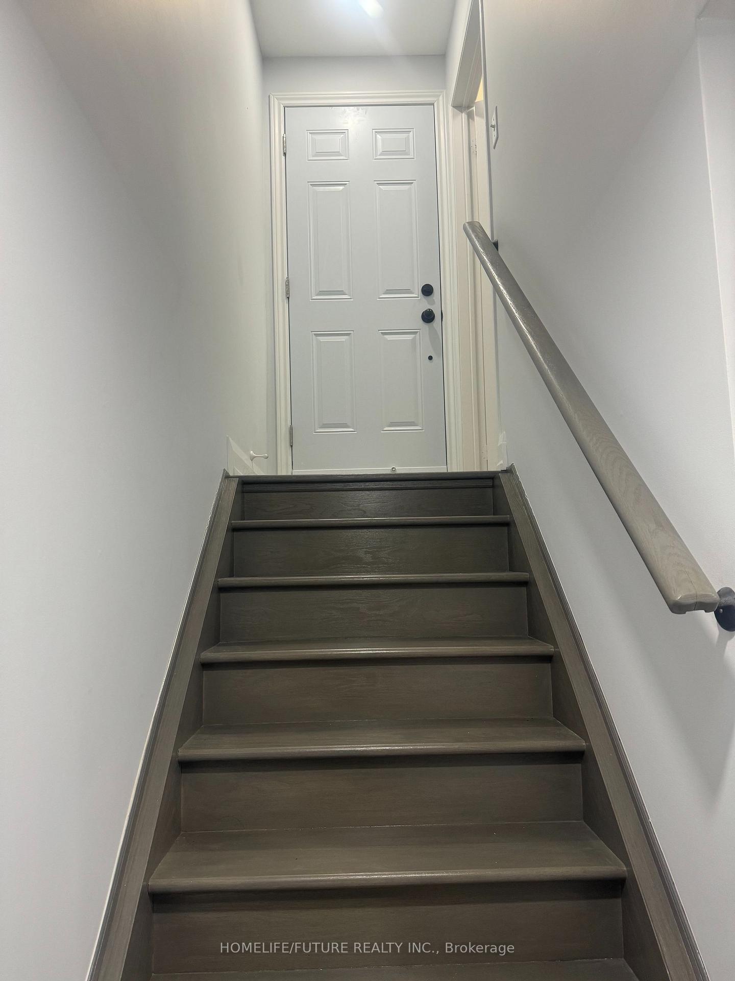 Bsmt - 114 Richard Coulson Crescent, Whitchurch-Stouffville 2