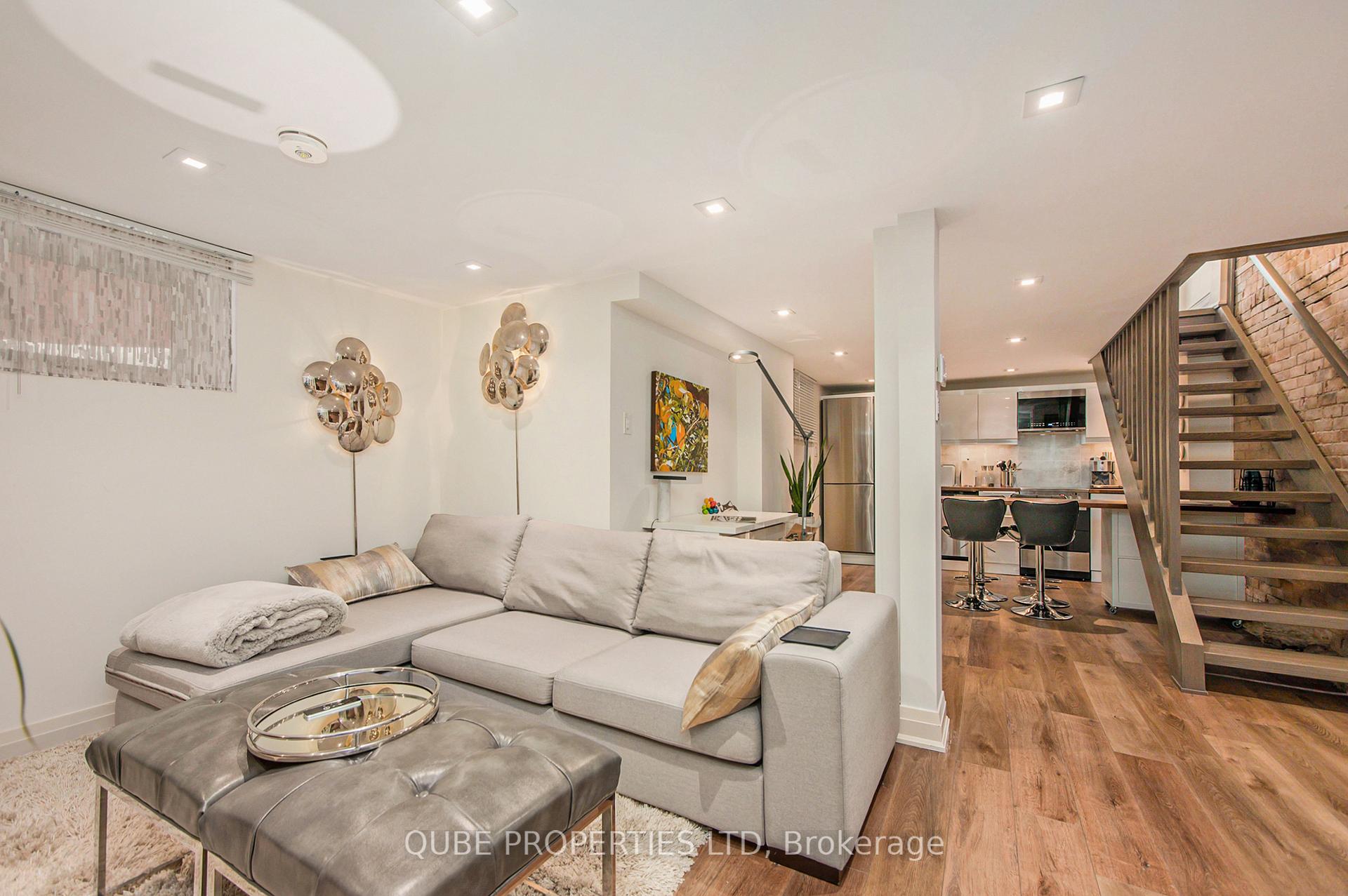 C - 116 Cartier Street, Ottawa 3