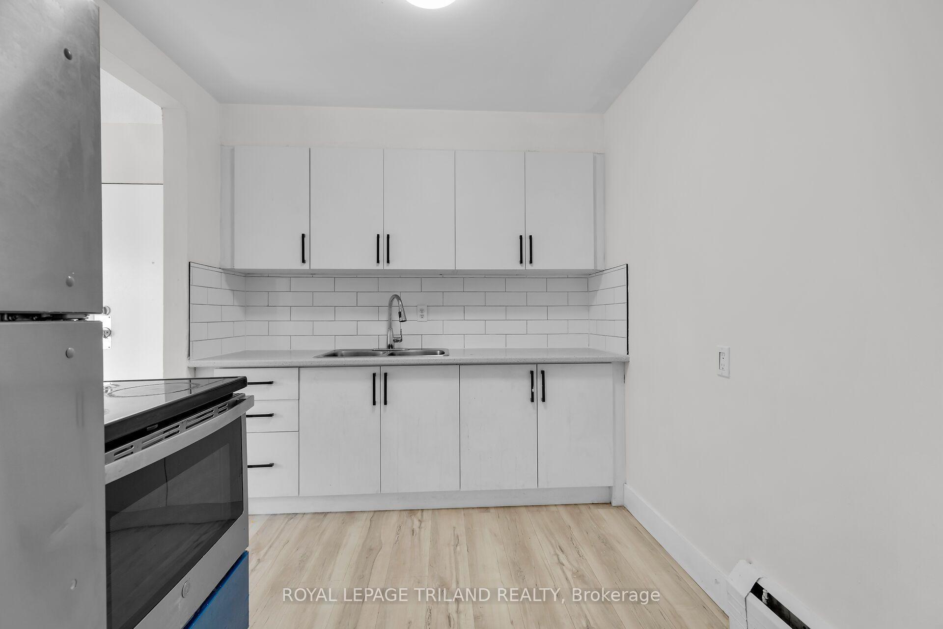4 - 1566 Allen Place, London East 4