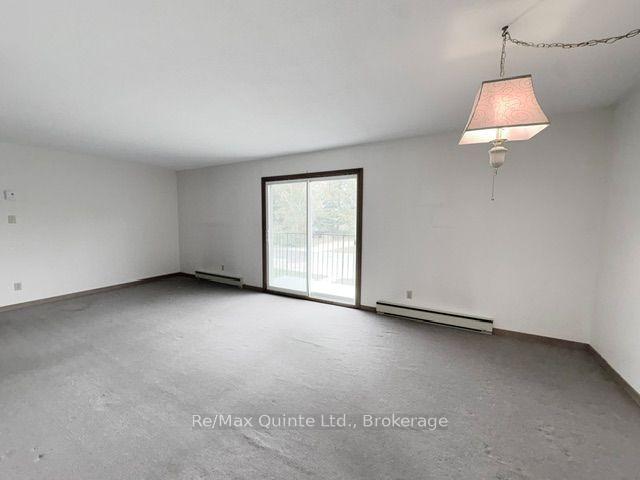 3 - 49 Oxford Road, Quinte West 5
