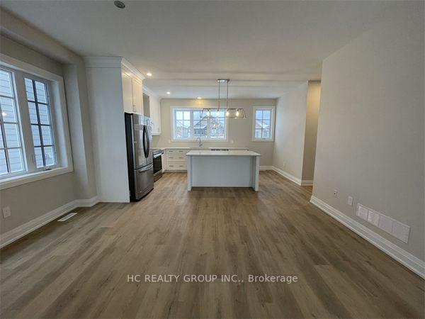 2357 Callingham Drive, London North 3