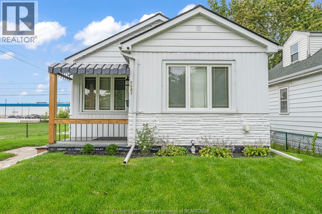 2597 ALEXIS ROAD Unit# UPPER, Windsor 5