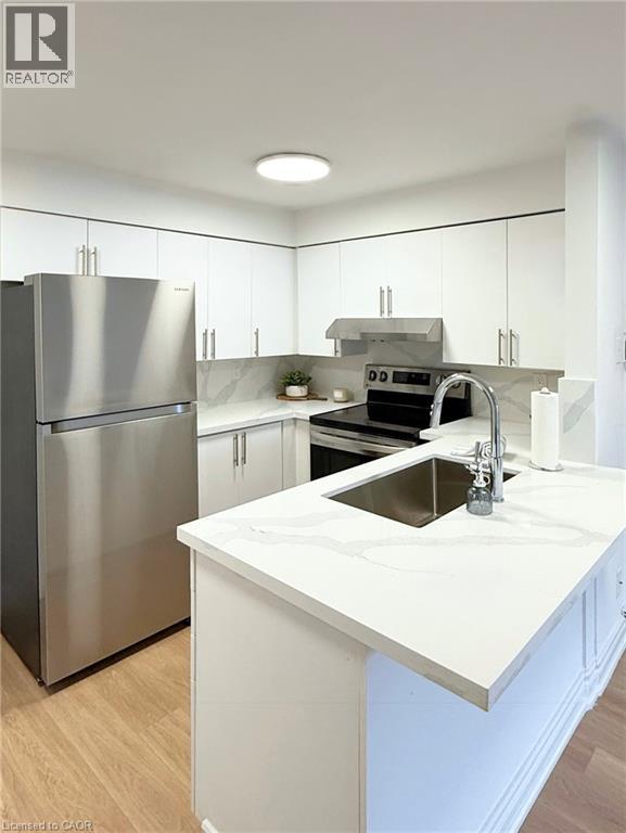 30 - 41 VALLEYVIEW Road Unit# 30, Kitchener 3