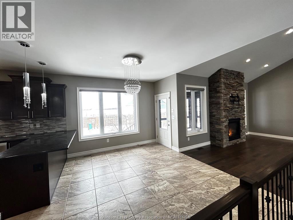 2125 FOX RUN ROAD Unit# UPPER, Leamington 3