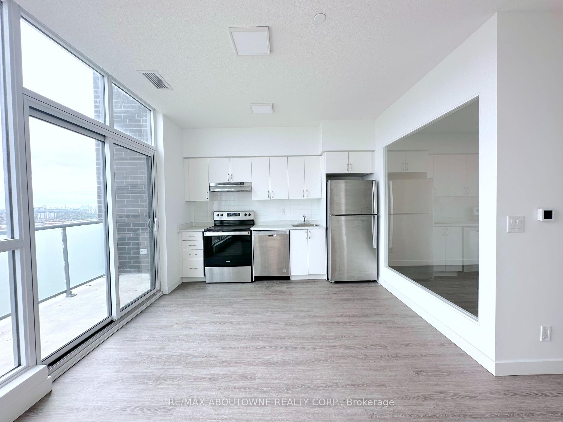 2602 - 5 Zappacosta Drive, Toronto 4