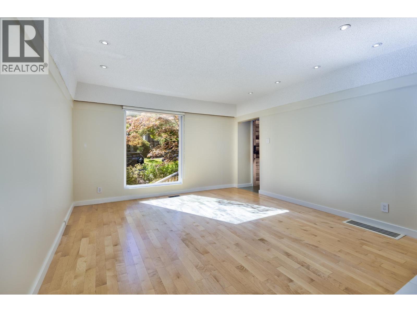 3249 W 21 AVENUE, Vancouver 4