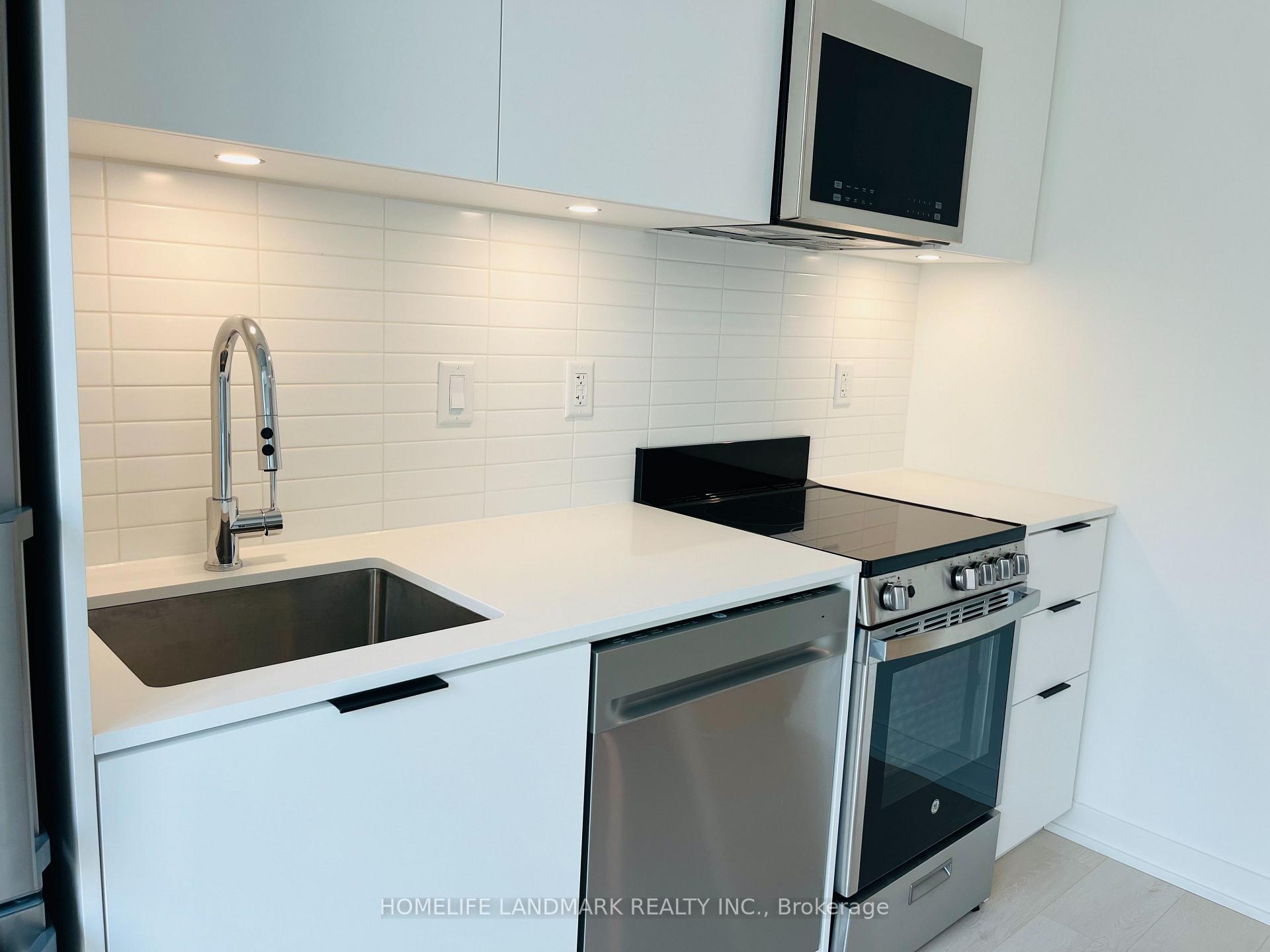 2 floor - 1 Vine Avenue, Toronto 3