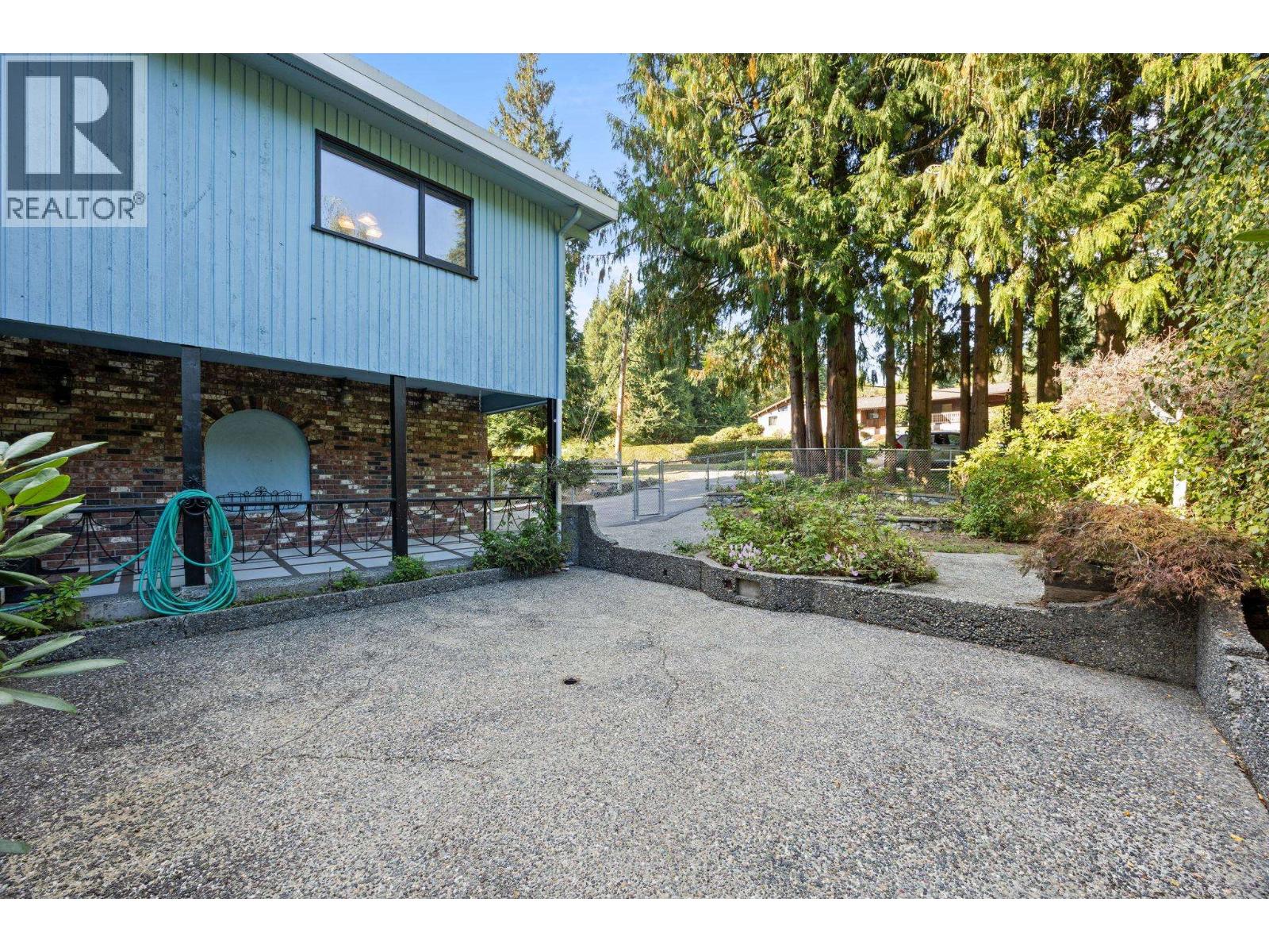 3290 HAZEL AVENUE, Coquitlam 3