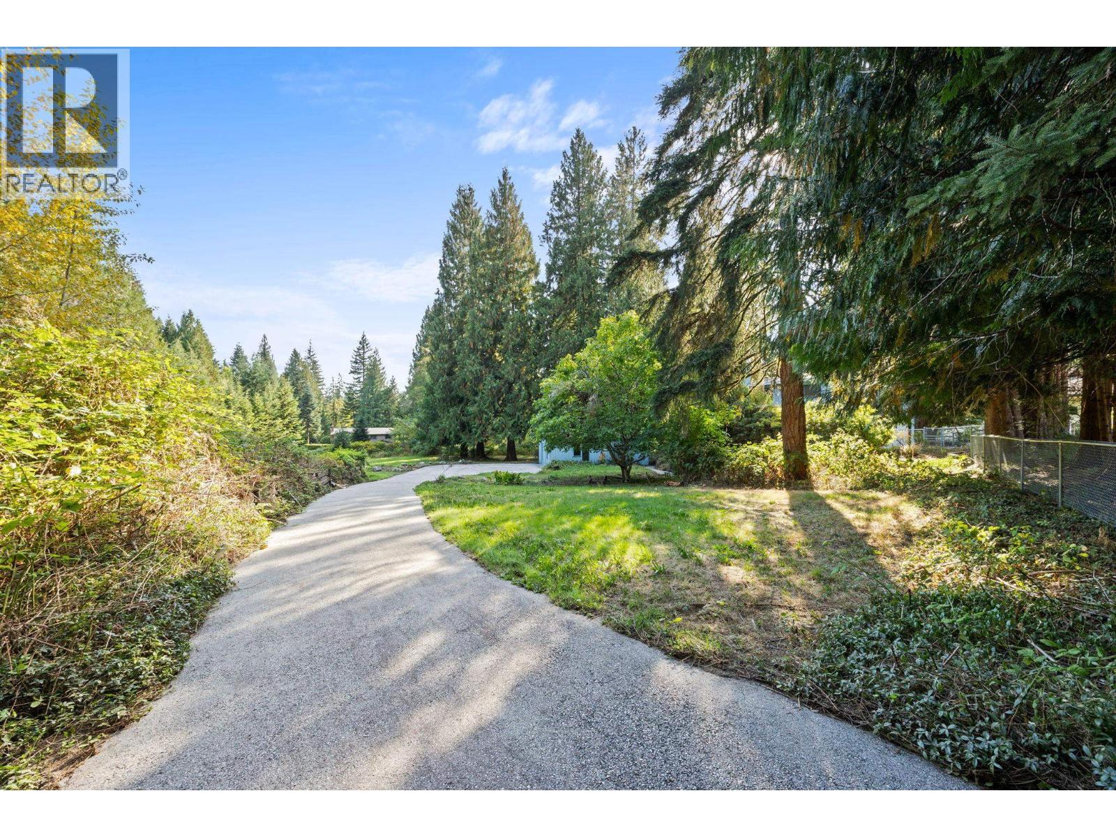 3290 HAZEL AVENUE, Coquitlam 5