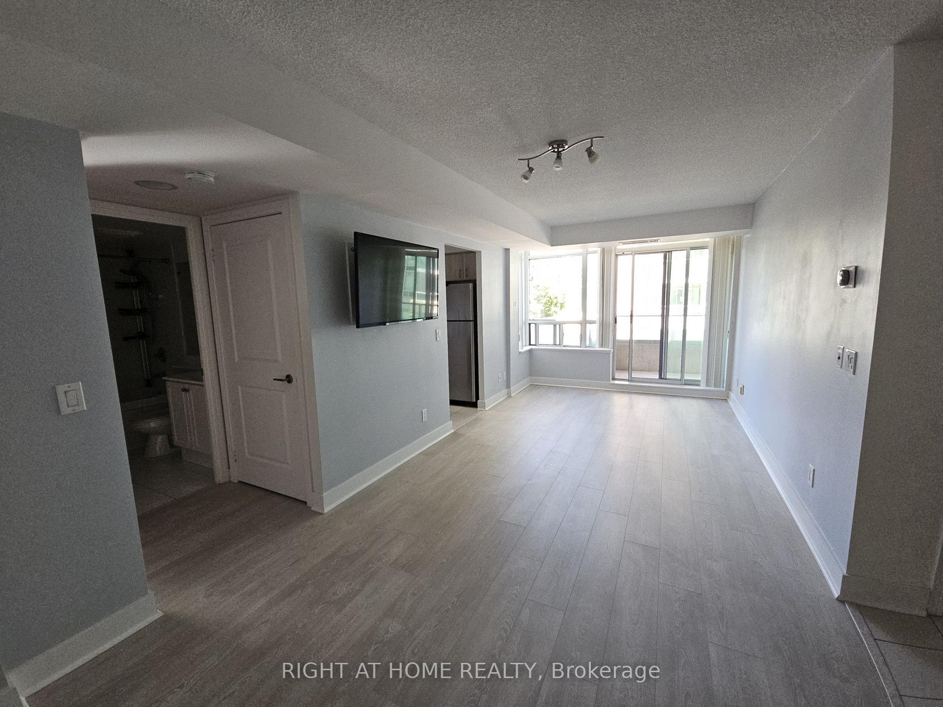 310 - 31 Bales Avenue, Toronto 5